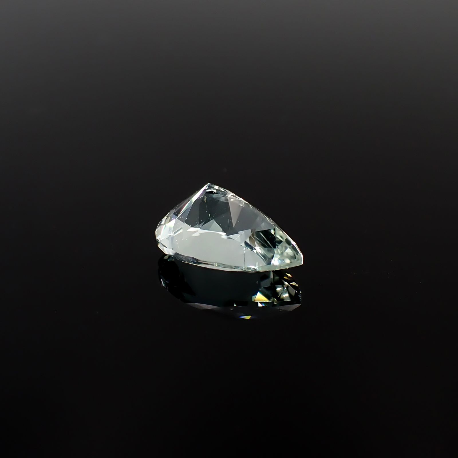 オリゴクレース(宝石名オリゴクレース)ケニア産 2.53ct 識別済[240628004]11.6x7.9mm前後