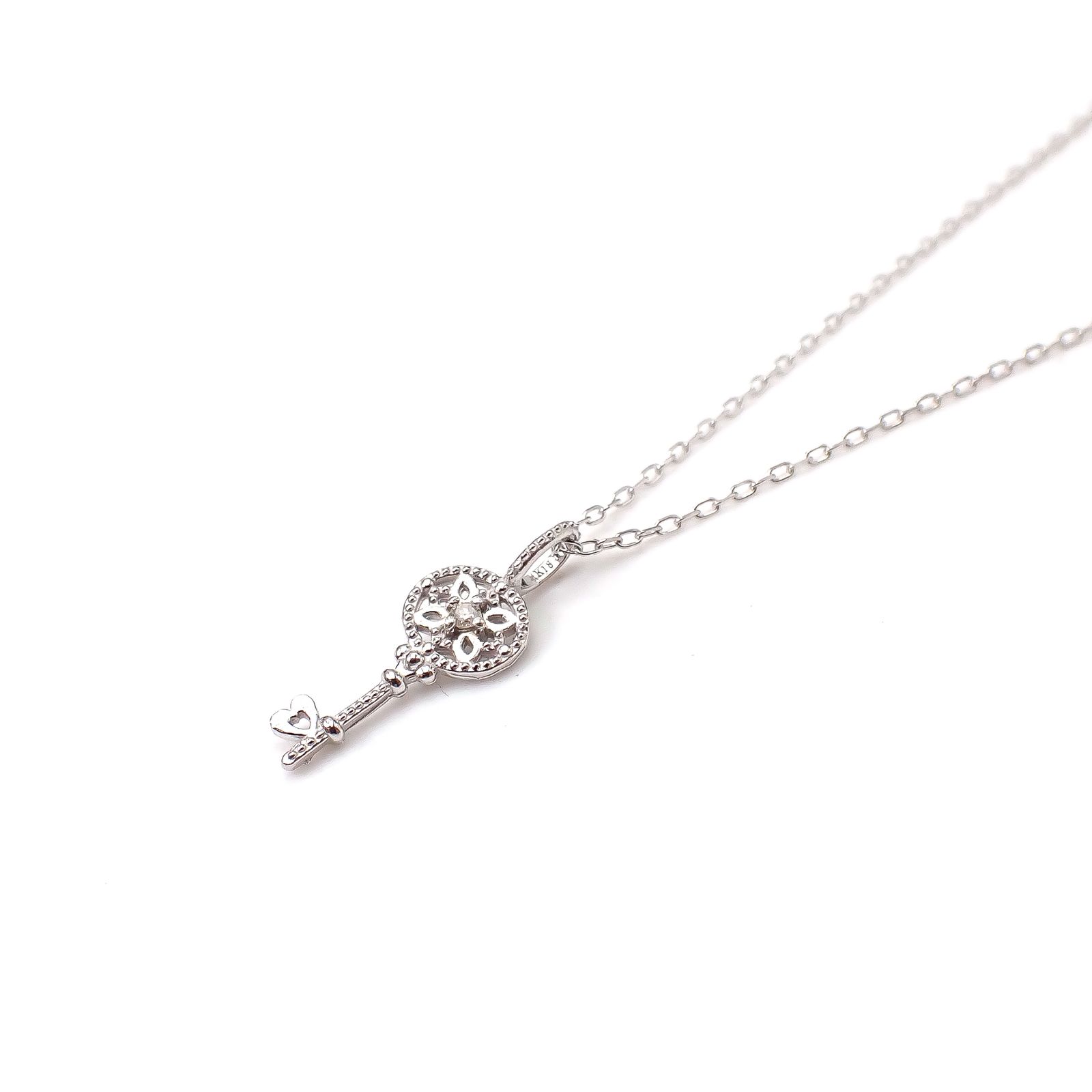 ◇K18WG（ビィータ）◇アンティークキー [ラッキーチャーム/ペンダントトップ※チェーン別売り]