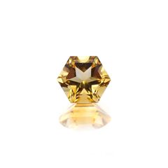 <ランダムセレクト1個販売> ◇ヘキサゴンカット◇シトリンSA(宝石名シトリン) ブラジル産 識別済 0.28ct前後 / 4x4mm前後 [21029577]
