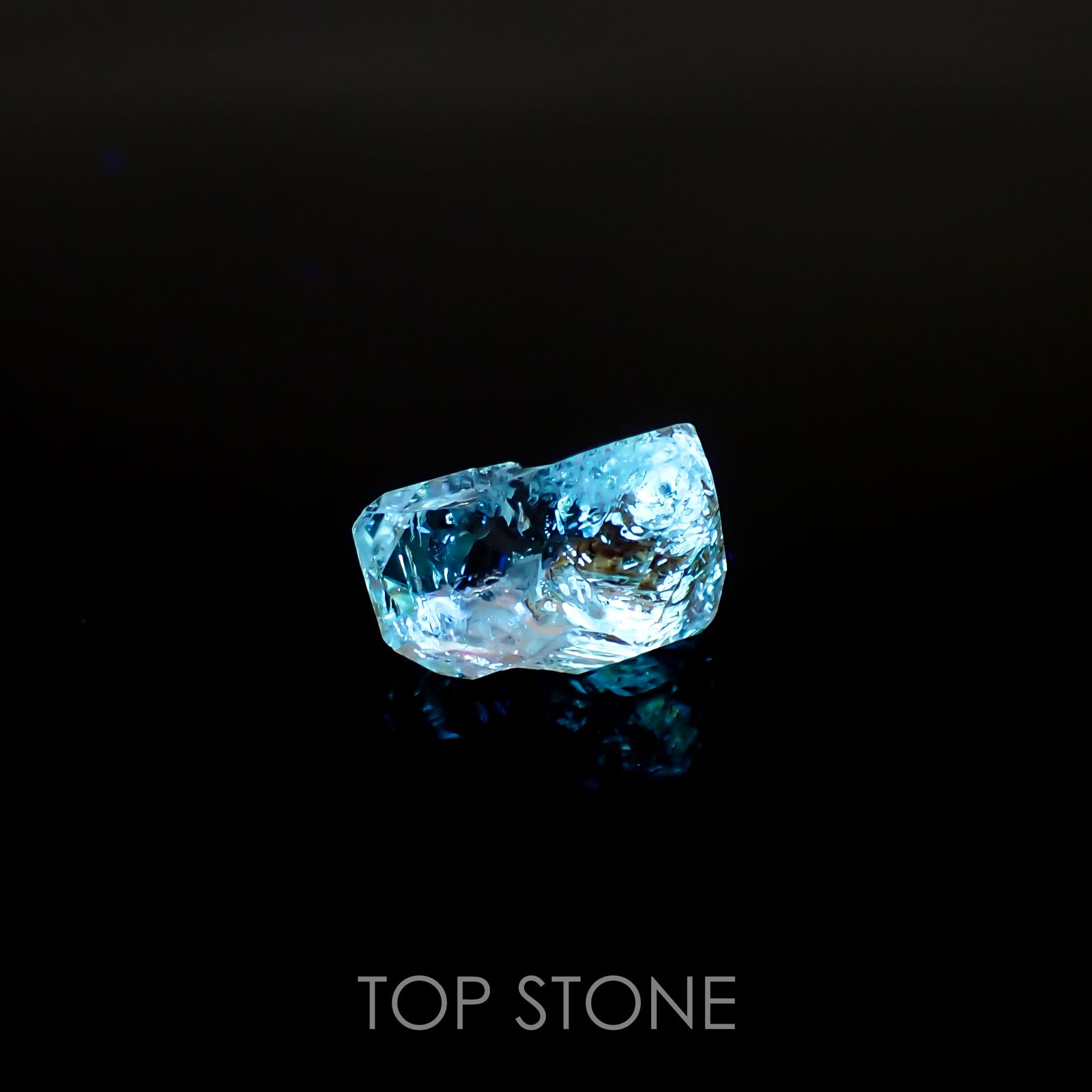 オイルインクォーツ 原石パキスタン産 4.89ct[220515868]12.2x7.3mm前後