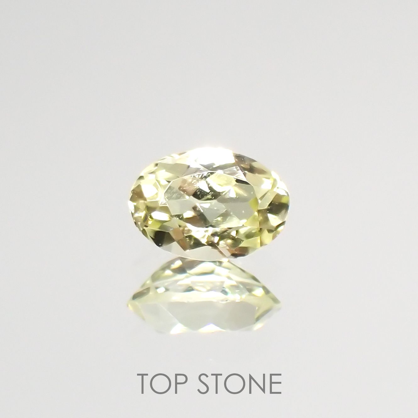 シリマナイト インド産 ルース 0.52ct[210810687]6×4mm前後
