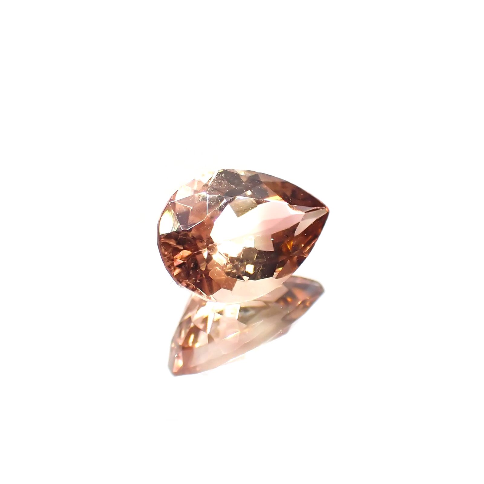 バイカラートルマリン(宝石名バイカラー・トルマリン) コンゴ民主共和国産 1.865ct ソ付(彩珠)[211013601]10×6.9mm前後