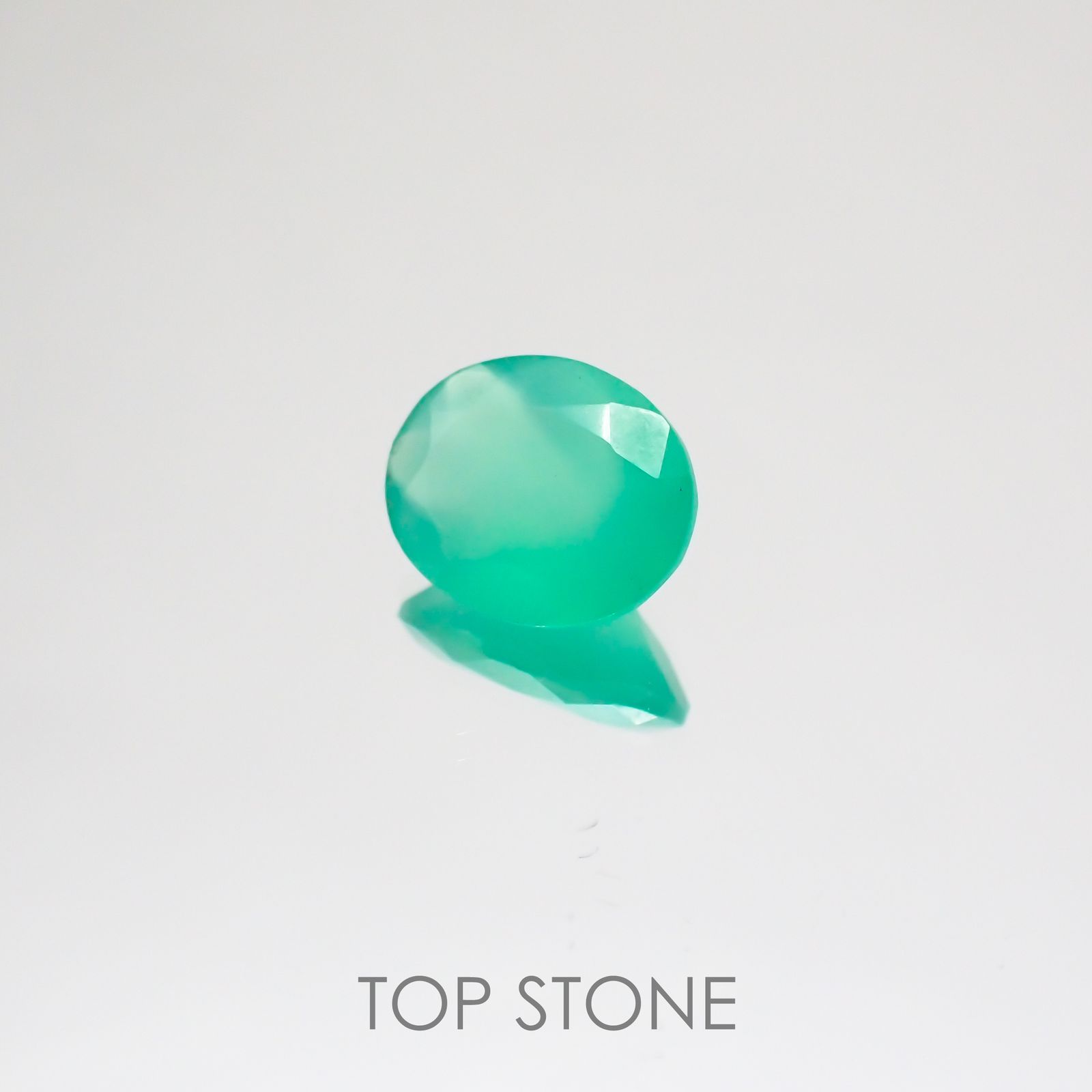 グリーンオパール 南アフリカ産 ルース 1.49ct[210510758]9×7.2mm前後