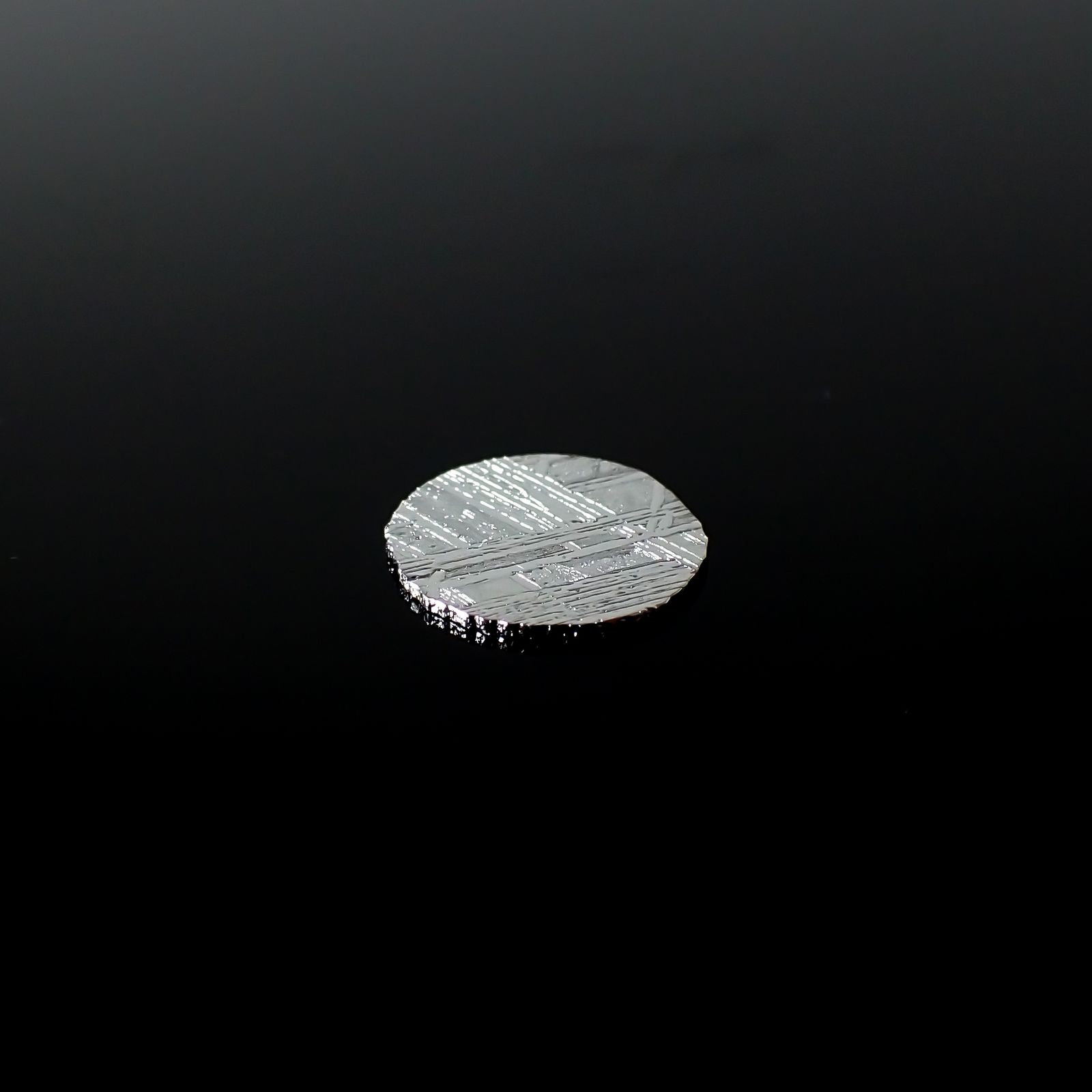 アルタイ隕石 発見地:中国 1.50ct[240125559]9.9x9.9mm前後