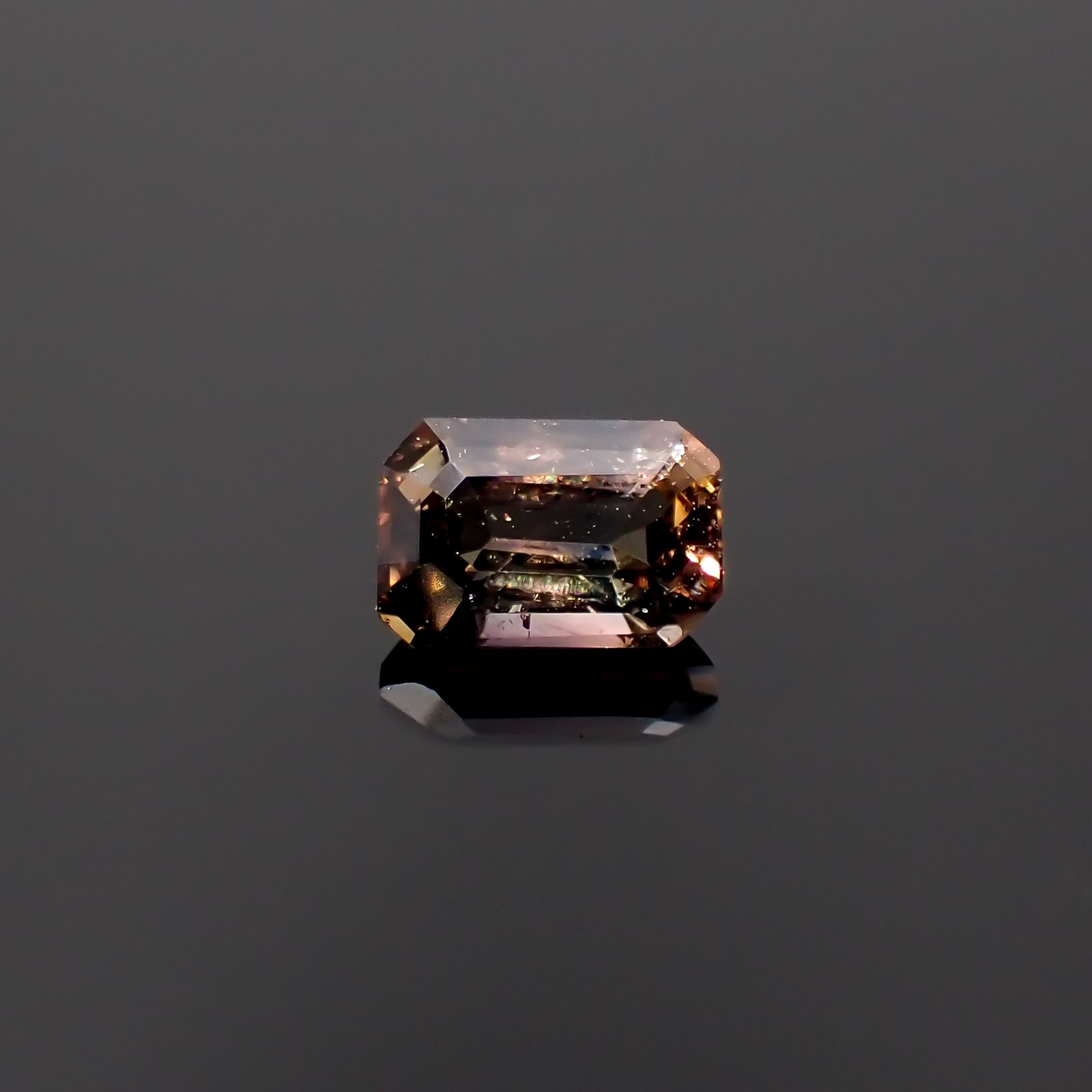 ブルーティント アキシナイト パキスタン産 0.31ct[230321055]4.7x3.1mm前後