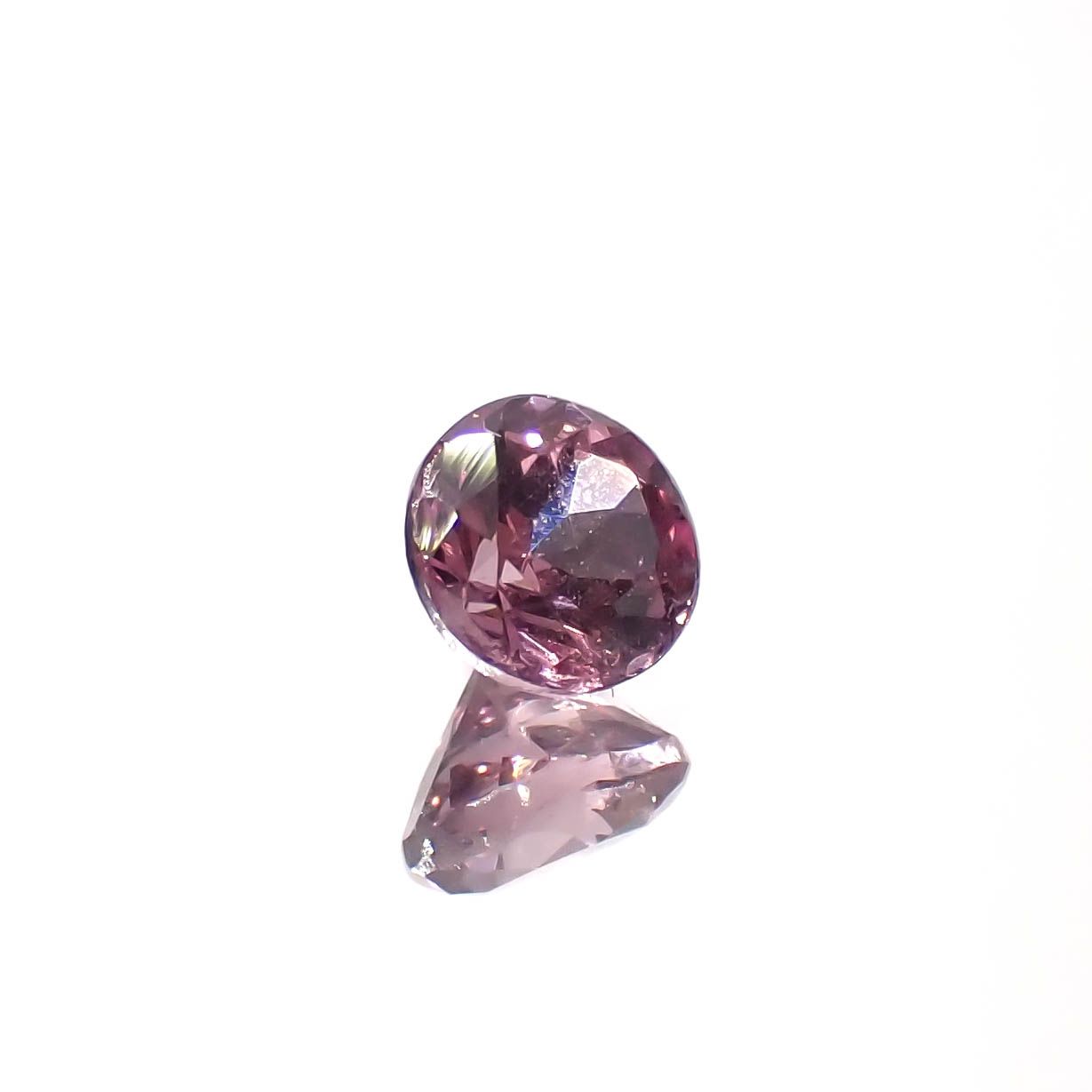 ドラゴンガーネット タンザニア産 0.38ct[240427286]4x4mm前後