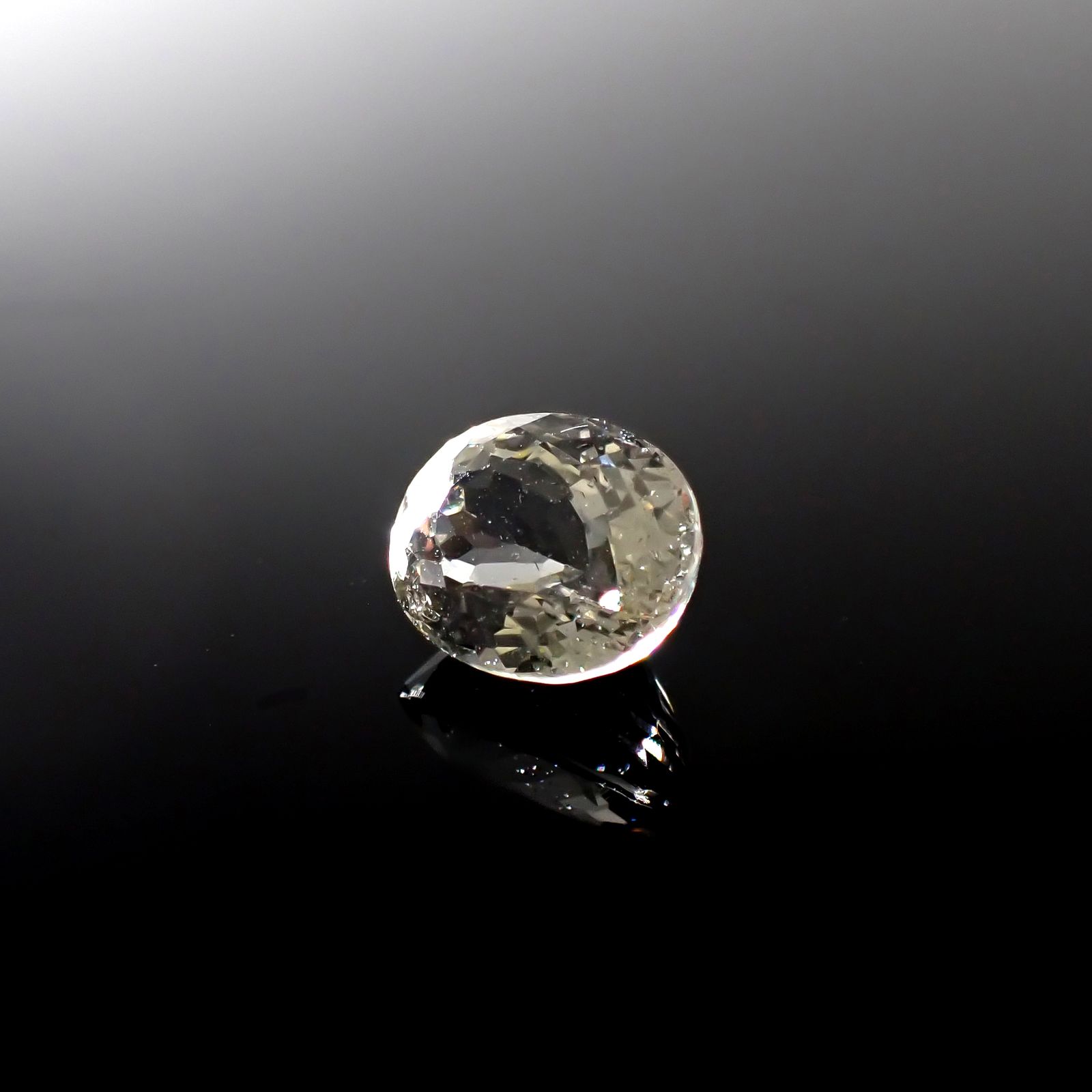 リリーパッドアパタイト フルオレッセンス アフリカ産 4.45ct [241129416]10.9x8.7mm前後