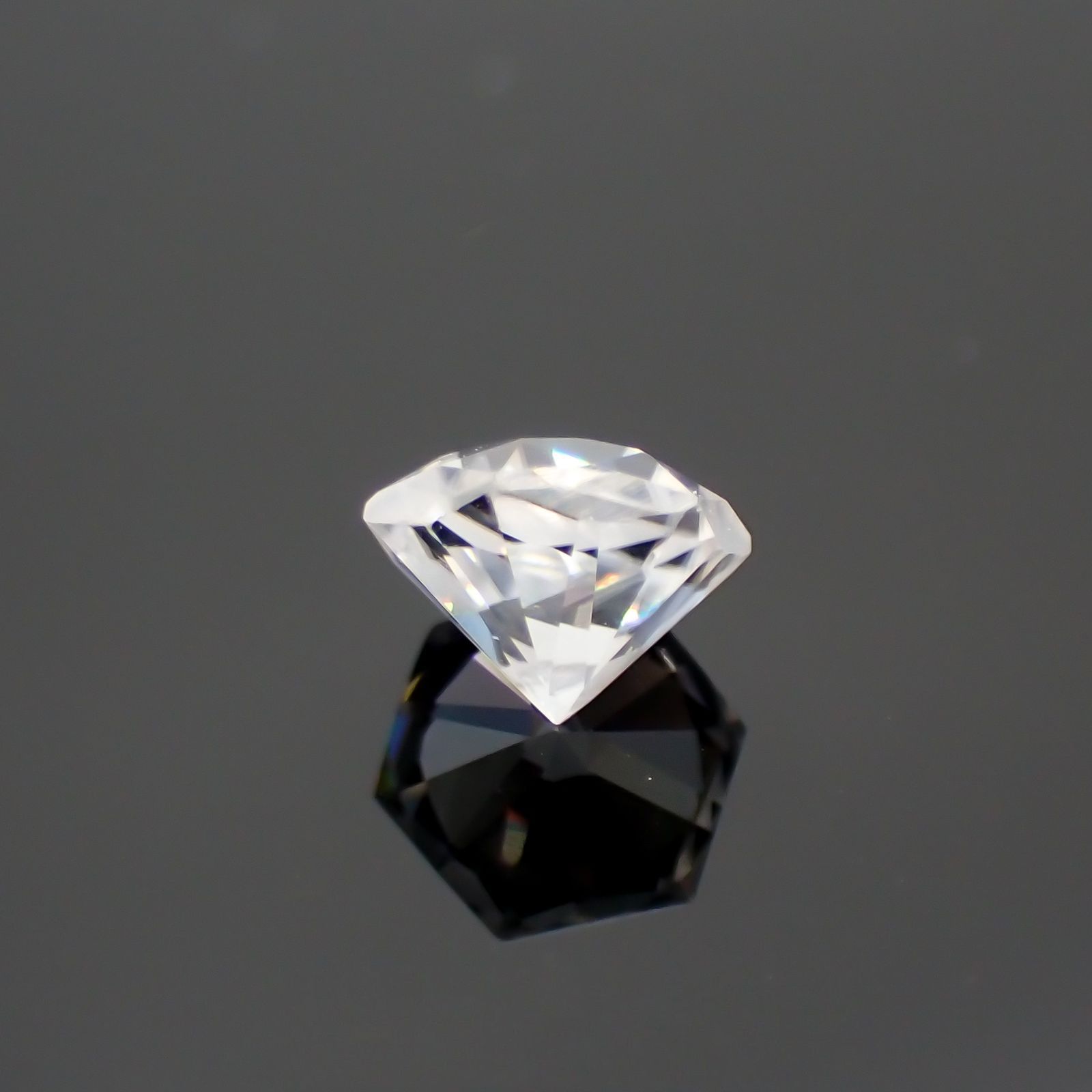 ◇ヘキサゴンカット◇カラーレスジルコン(宝石名ホワイト・ジルコン)スリランカ/カンボジア産 1.00ct 識別済[240214278]5x4.9mm前後
