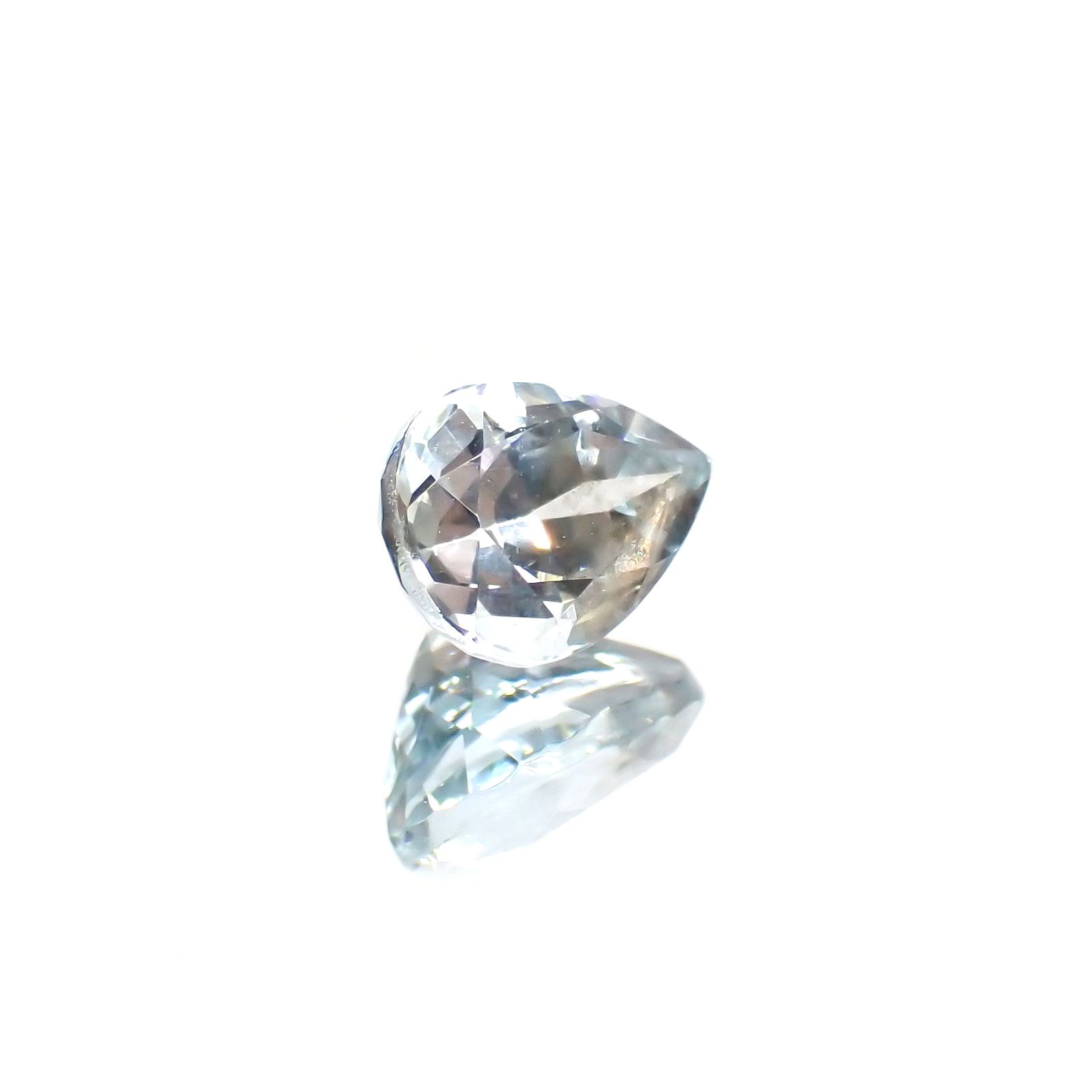 アベンチュリンアクアマリン ナイジェリア産 1.34ct [250114462]8.1x6mm前後