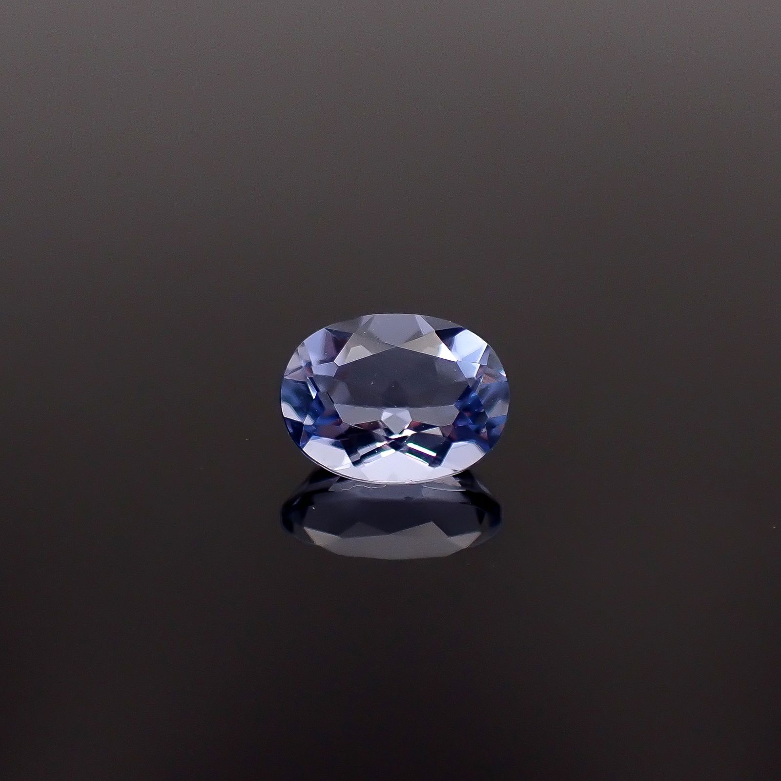 カラーシフトフローライト ブラジル産 1.49ct / 8x6.1mm前後 [250530454]