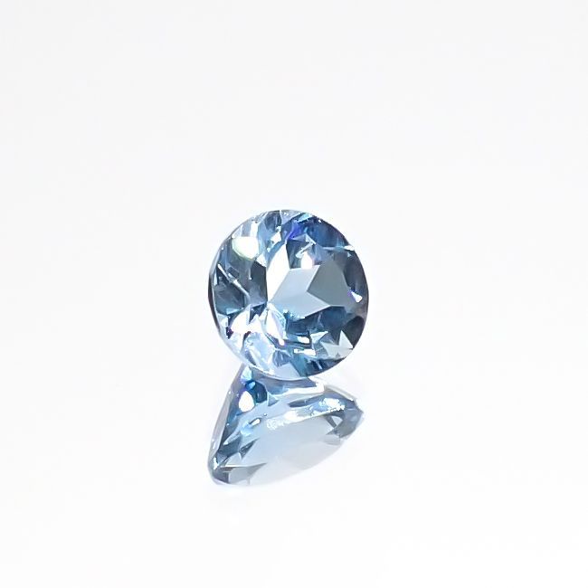 アクアマリン(宝石名アクアマリン)モザンビーク産 0.48ct 識別済[220817388]5x4.9mm前後