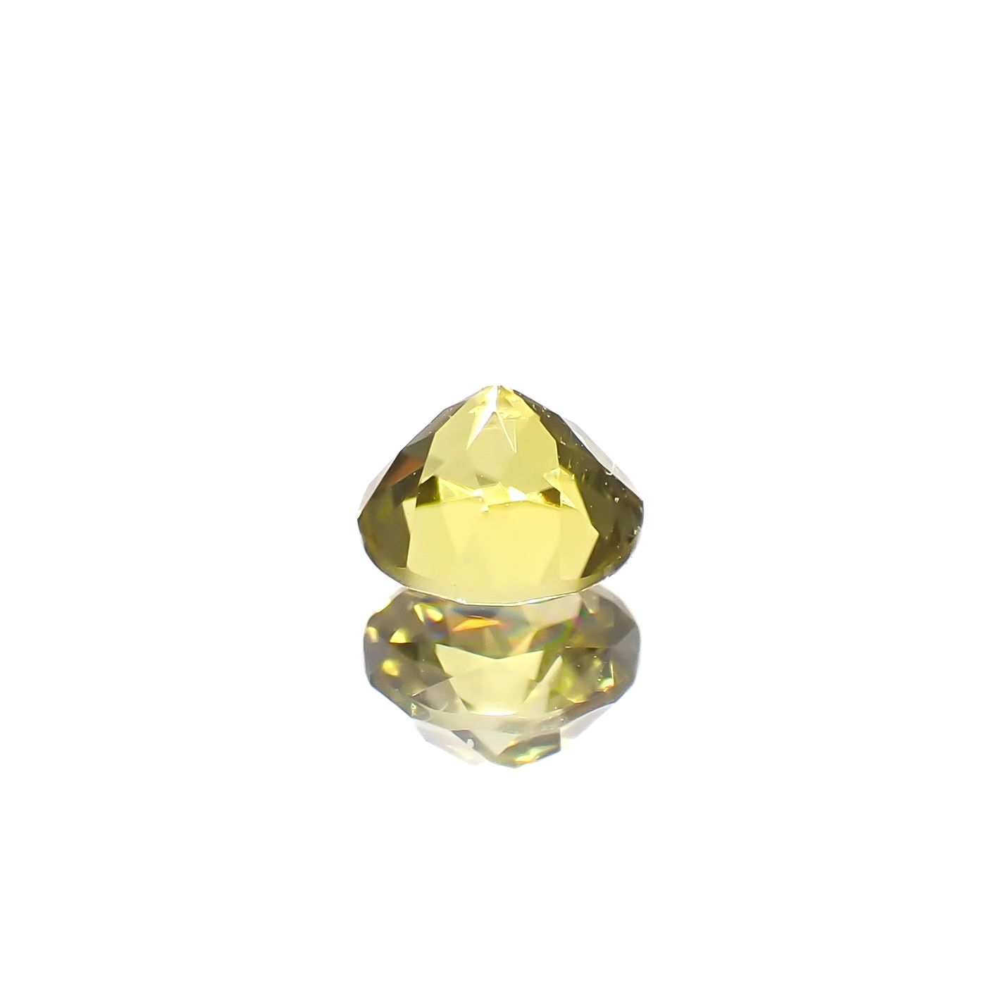 カナリートルマリン ザンビア・カナリー鉱山産 0.25ct[240527816]3.8x3.8mm前後