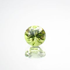 ペリドット(宝石名ペリドット) パキスタン産 1.13ct 識別済[210813074]6.4×6.4mm前後
