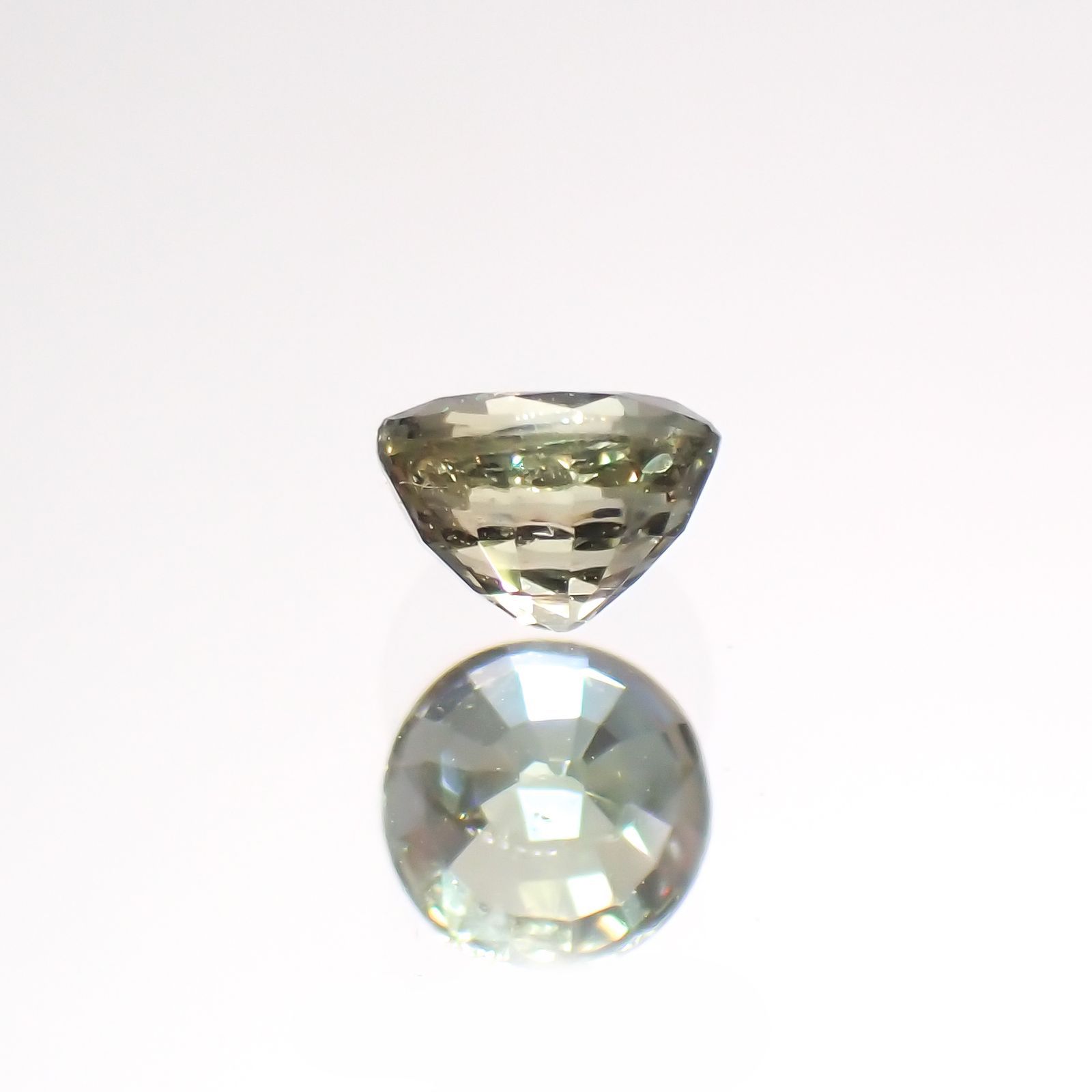 グリーンクリソベリル(宝石名クリソベリル)スリランカ/マダガスカル産 0.29ct 識別済[220114470]3.5x3.5mm前後