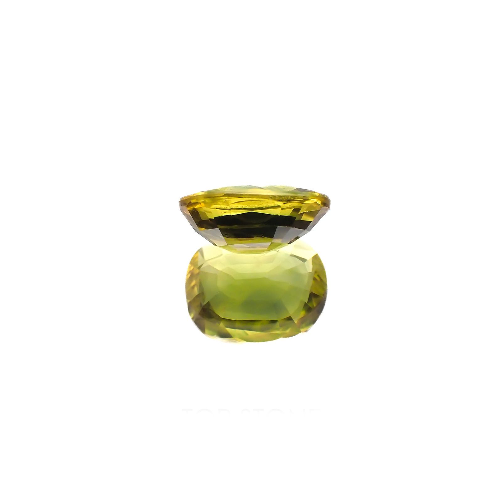 パーティカラーサファイア(宝石名パーティカラード・サファイア)タイ産 4.64ct 識別済[220717133]11.2x9mm前後