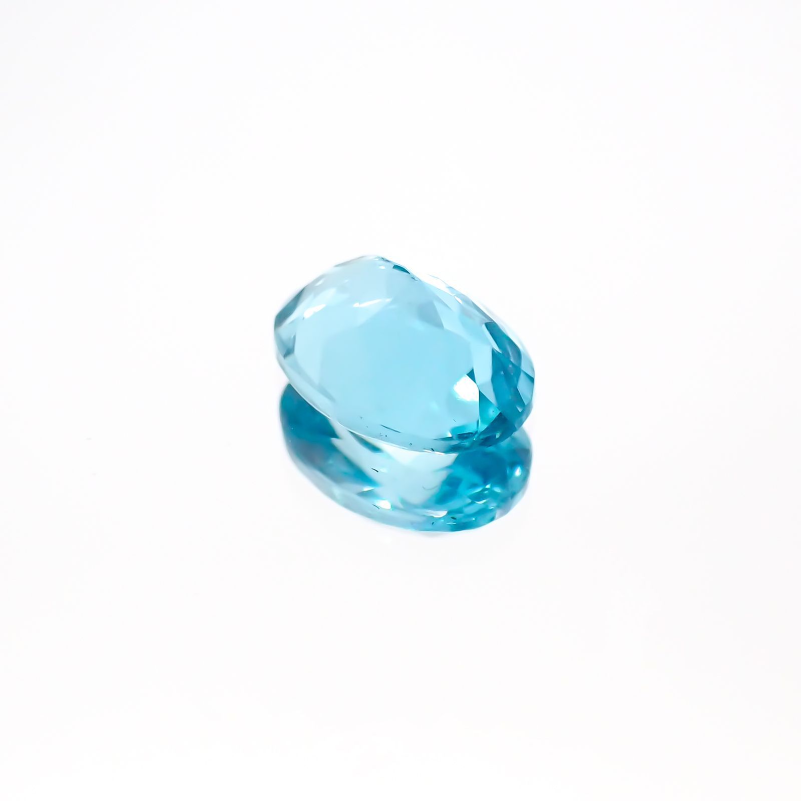 アパタイト(宝石名アパタイト)ブラジル産 0.96ct 識別済[231124162]7x5.2mm前後