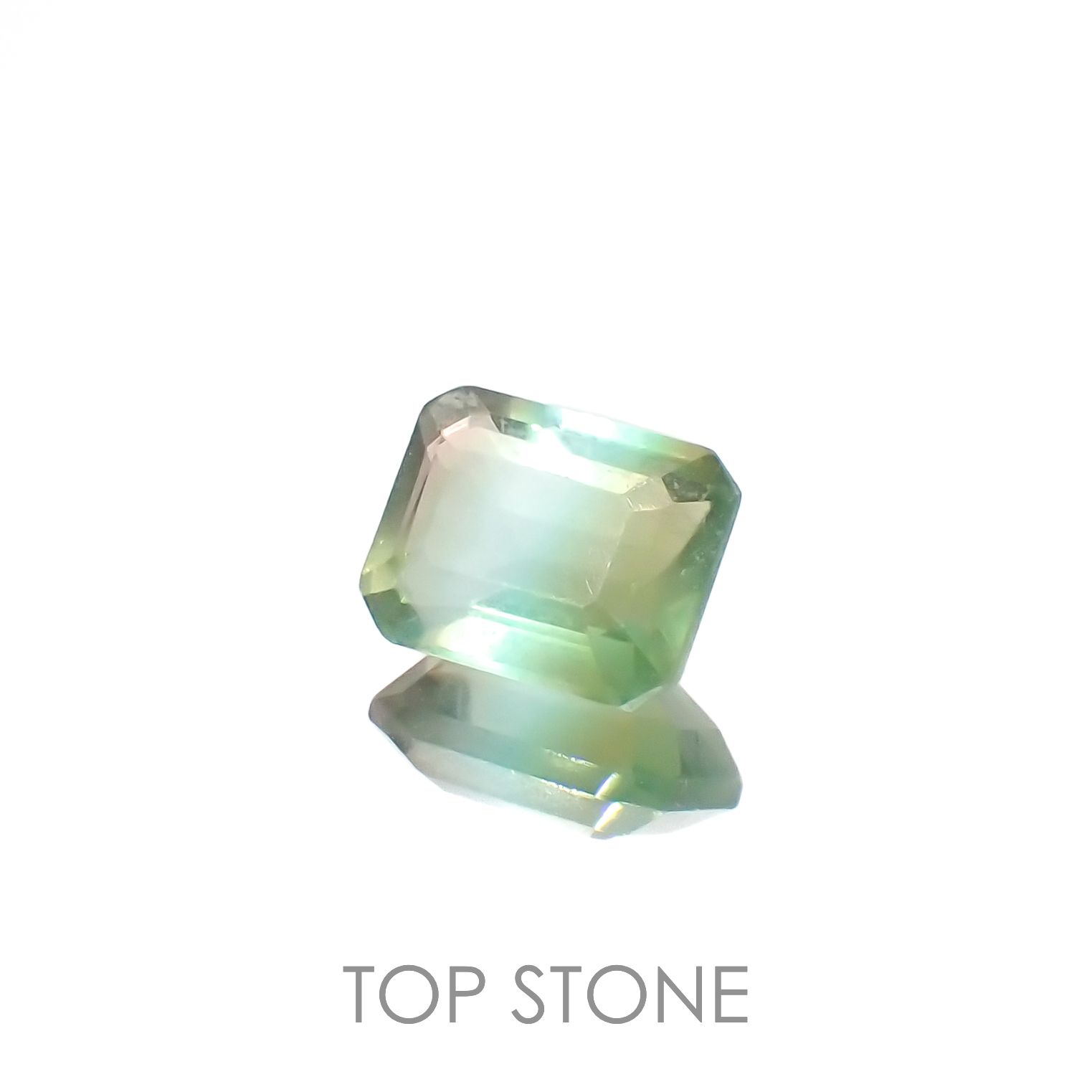 バイカラーフローライト ブラジル産 2.86ct[230119745]8.9x7mm前後