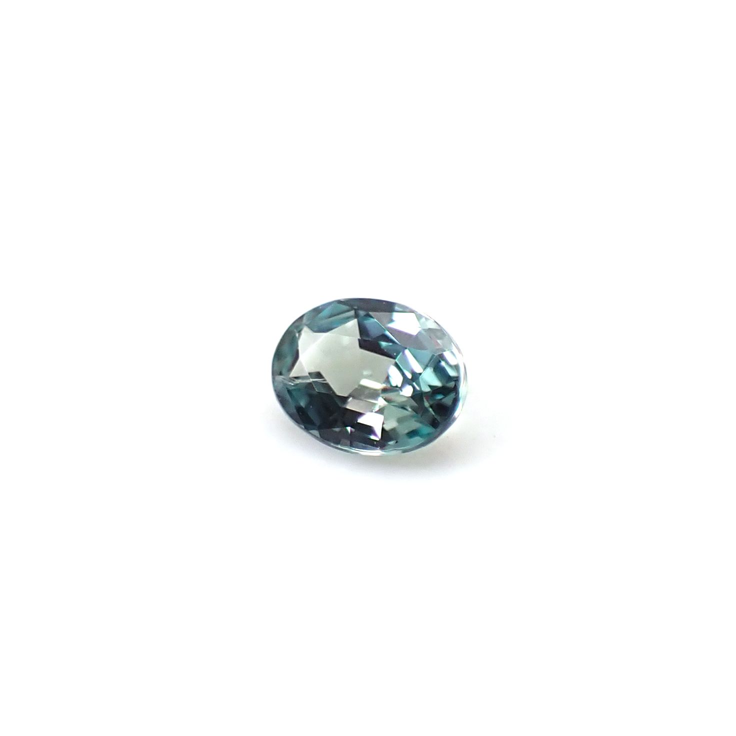 アレキサンドライト ブラジル産 EmeraldMains社製 0.16ct / 3.9x2.9mm前後 [260131566]