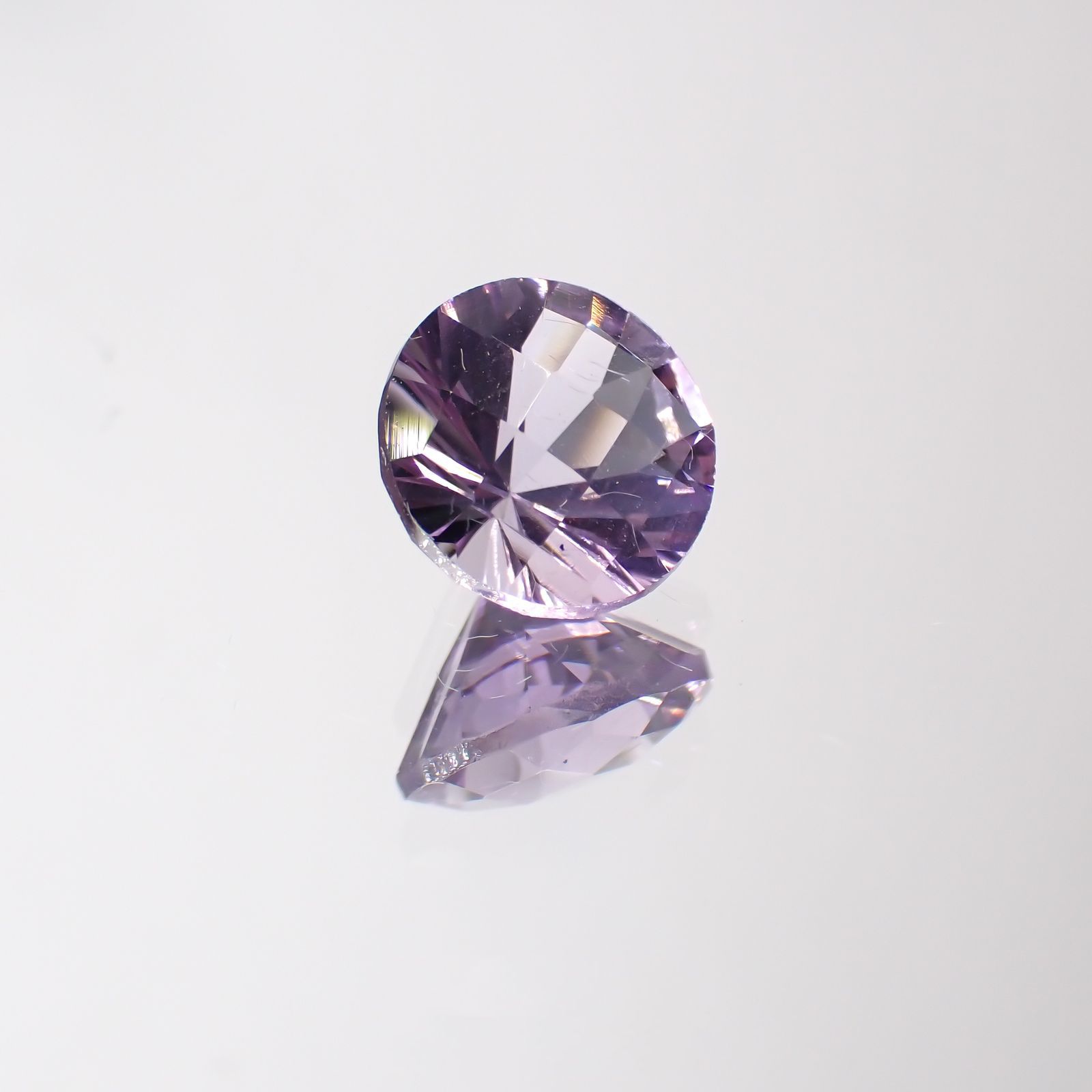 ◇チェッカーコンケーブカット◇アメジスト(宝石名アメシスト) ブラジル産 1.19ct 識別済[211013030]7.2×7.2mm前後