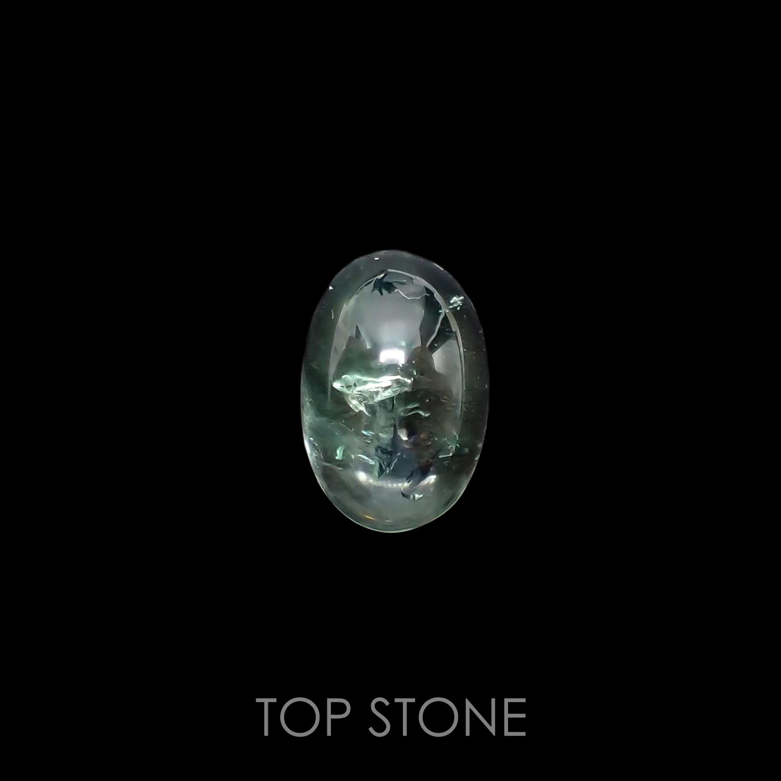 フローライト フルオレッセンス(宝石名フルオライト)イギリス・ロジャリー鉱山産 3.83ct 識別済[211113763]11.5x7.6mm前後
