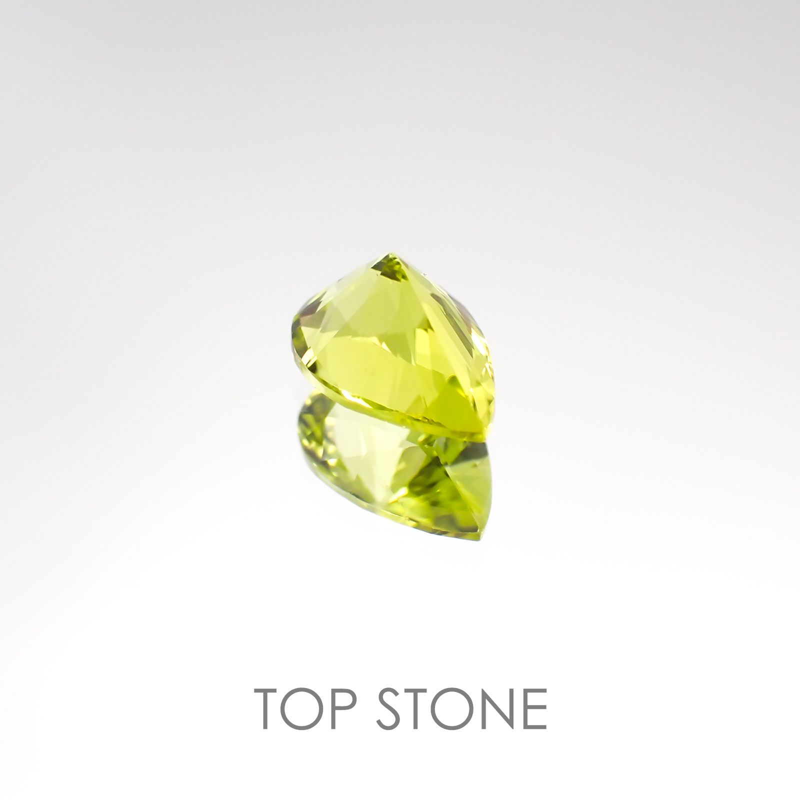 カナリートルマリン モザンビーク産 ルース 1.09ct[20117428]8.1×5.6mm前後