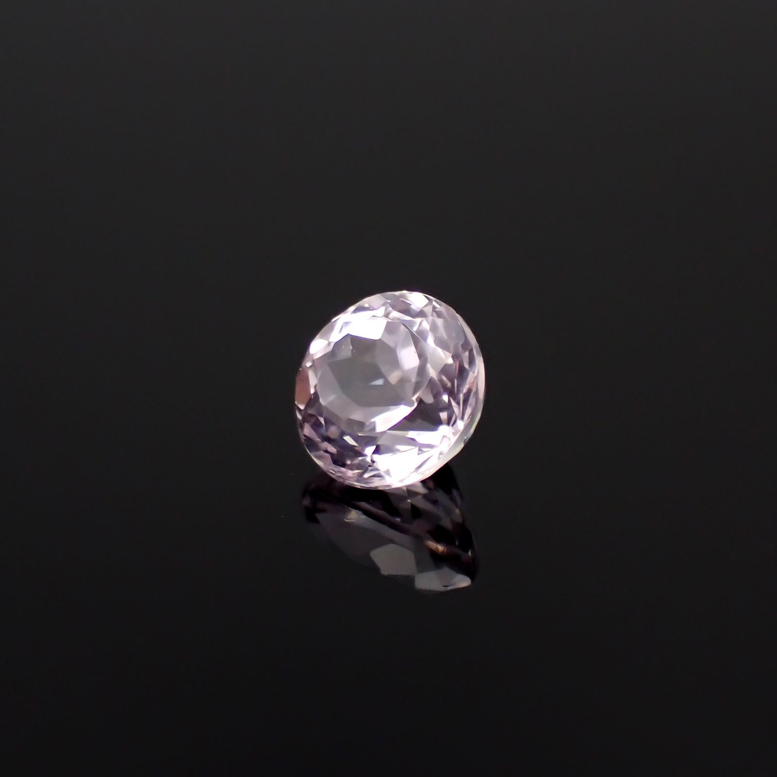 クンツァイト アフガニスタン産 1.09ct[231224779]6.1x6.1mm前後
