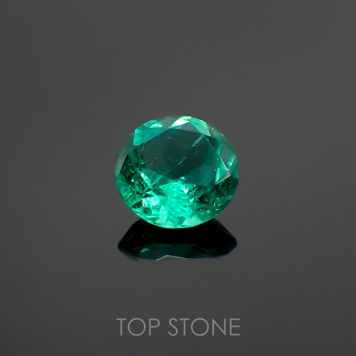 エメラルド コロンビア産 ルース 0.16ct[210913164]3.7×3.7mm前後