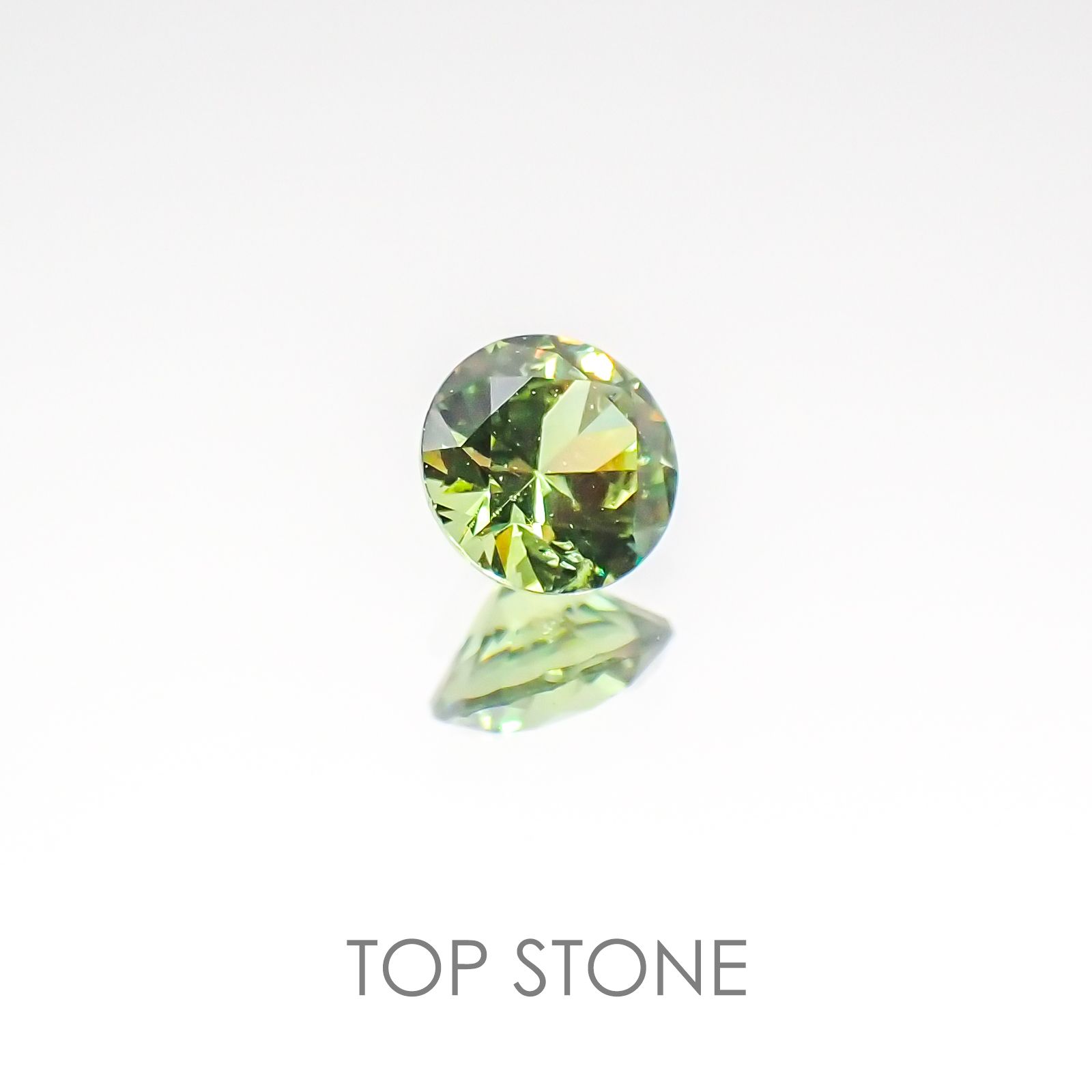 デマントイドガーネット ロシア産 ルース 0.18ct[20107341]3.4×3.4mm前後