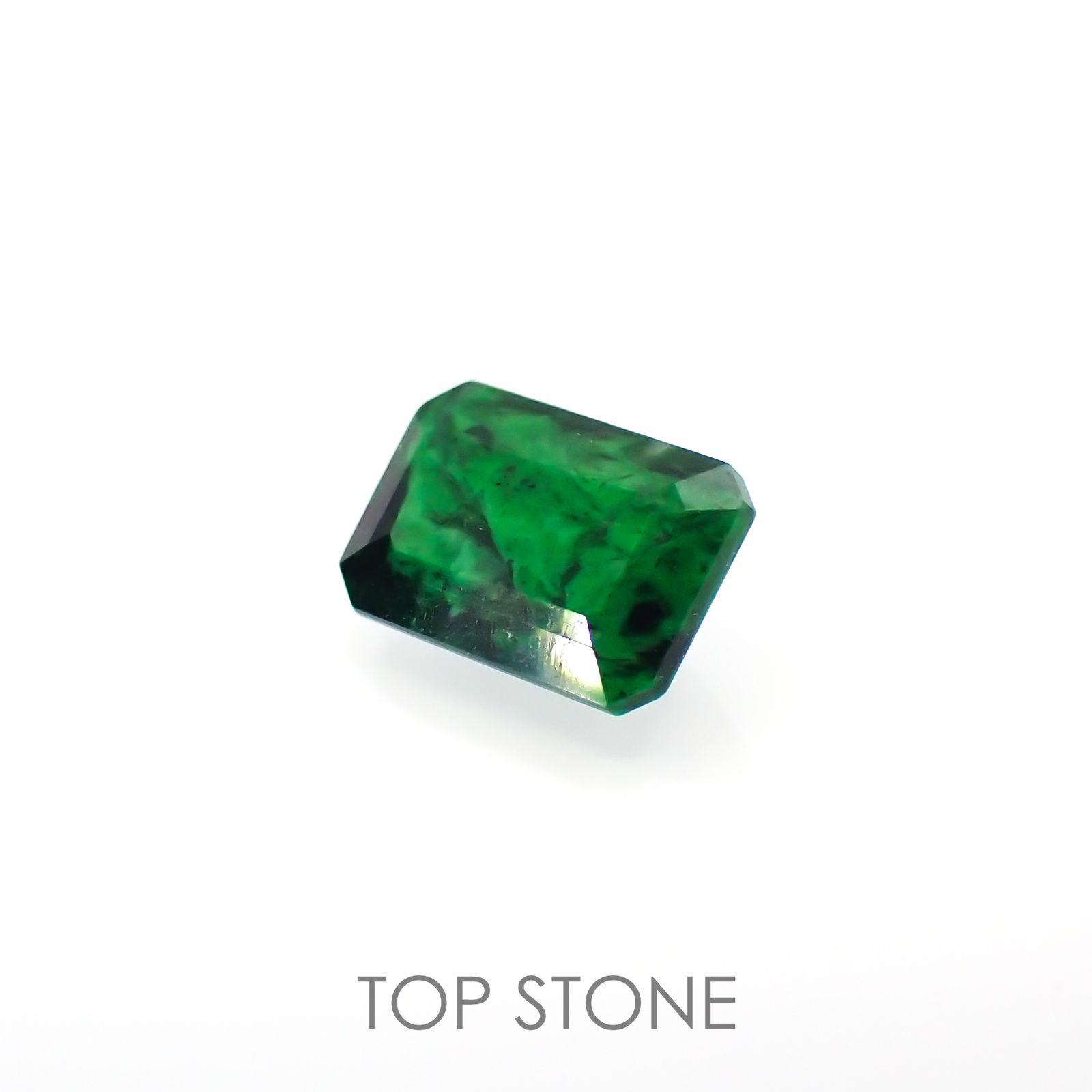 モーシッシ ビルマ産 0.71ct[220918036]6.4x4.4mm前後