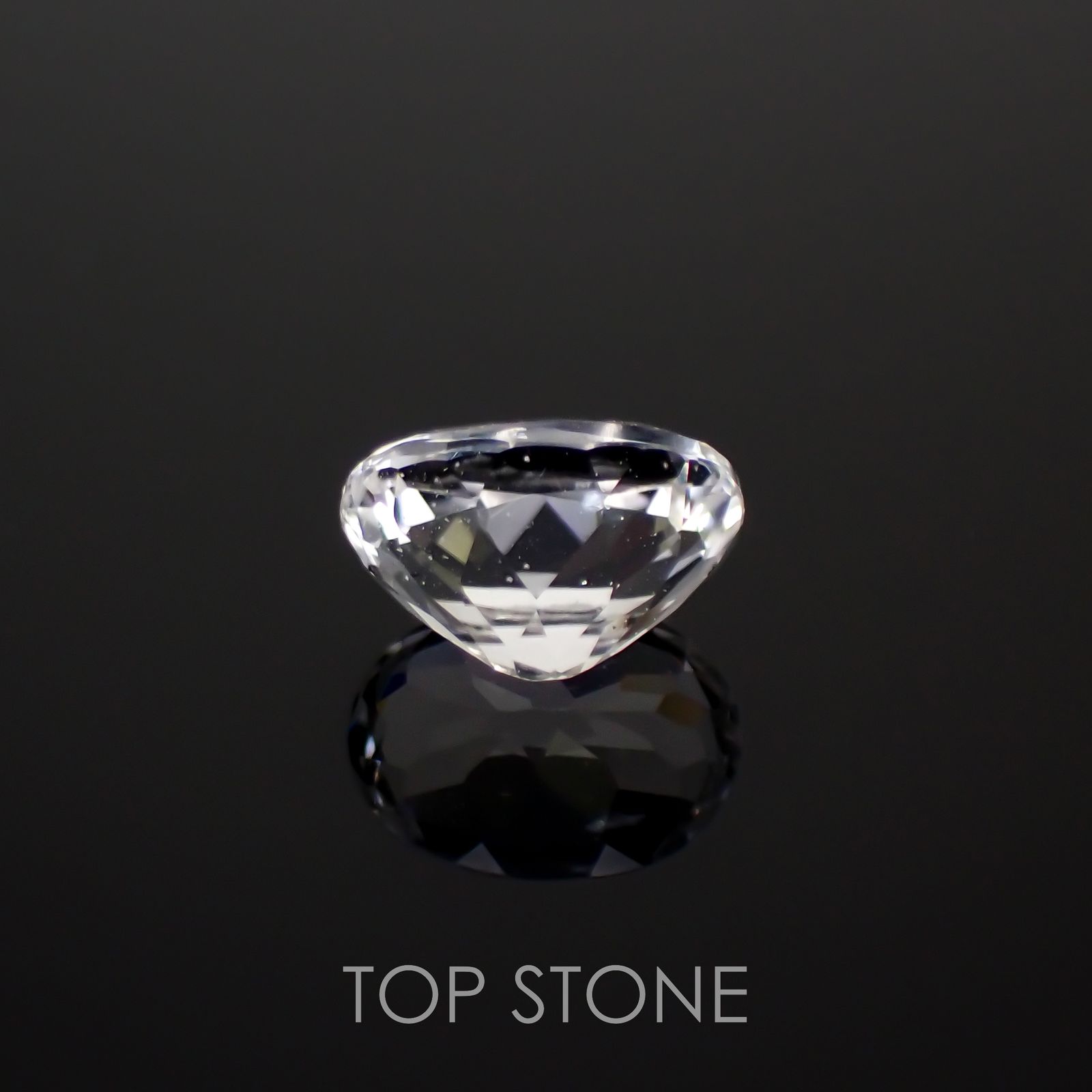 フェナカイト(宝石名フェナカイト)マダガスカル/ブラジル産 0.74ct 識別済[221119127]6.4x4.6mm前後