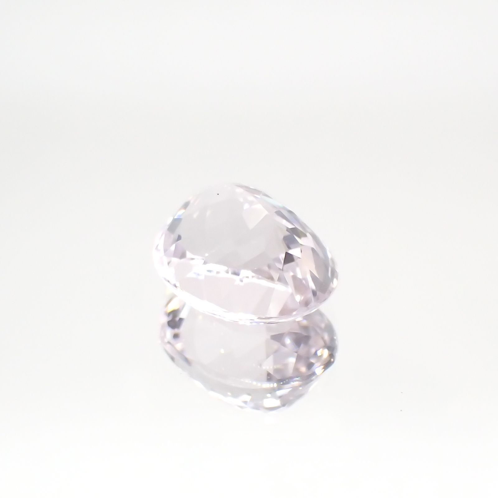 クンツァイト アフガニスタン産 2.75ct[240219605]9.1x7.2mm前後