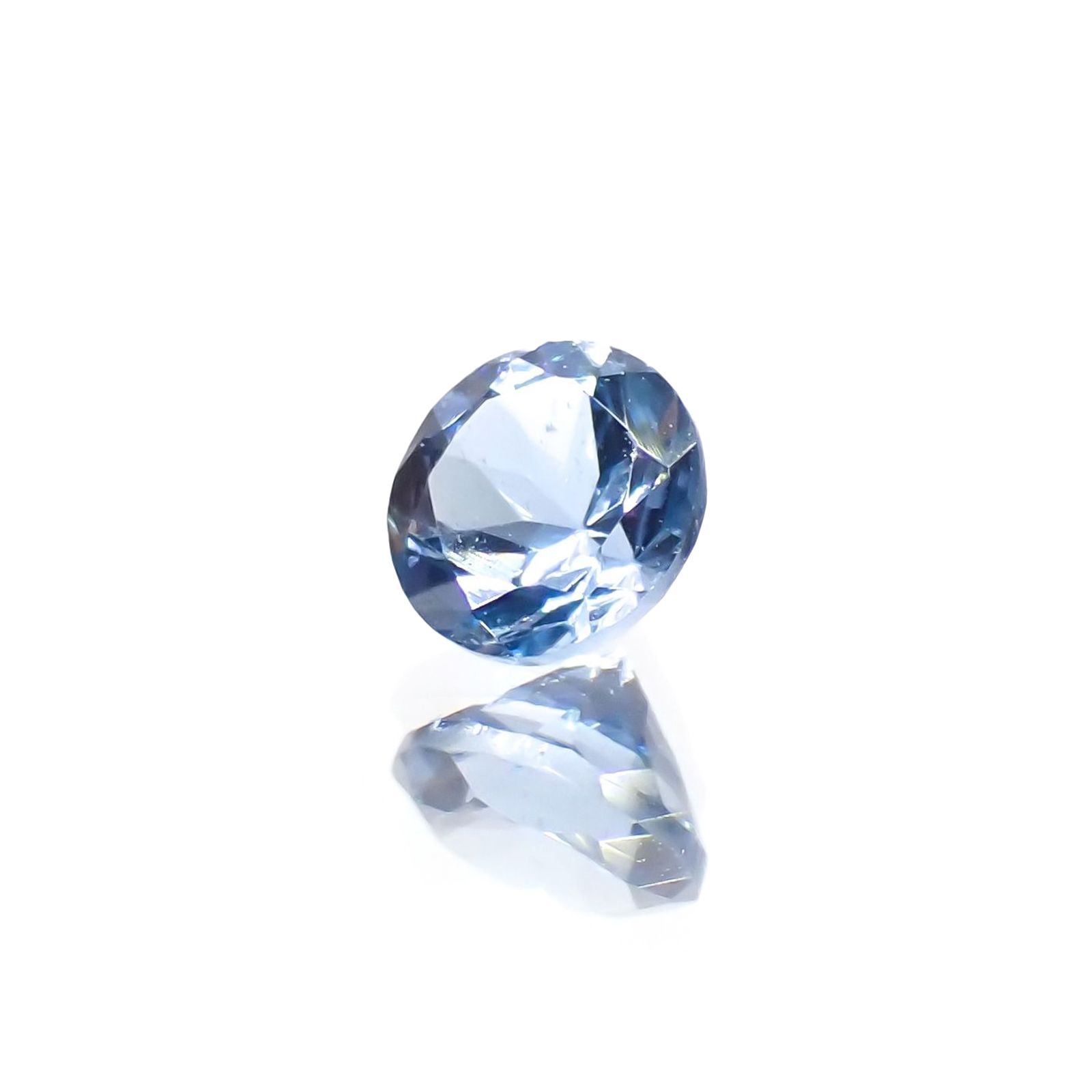 サンタマリアアクアマリン(宝石名アクアマリン)ブラジル産 識別済 0.17ct / 3.5x3.5mm前後 [260221847]