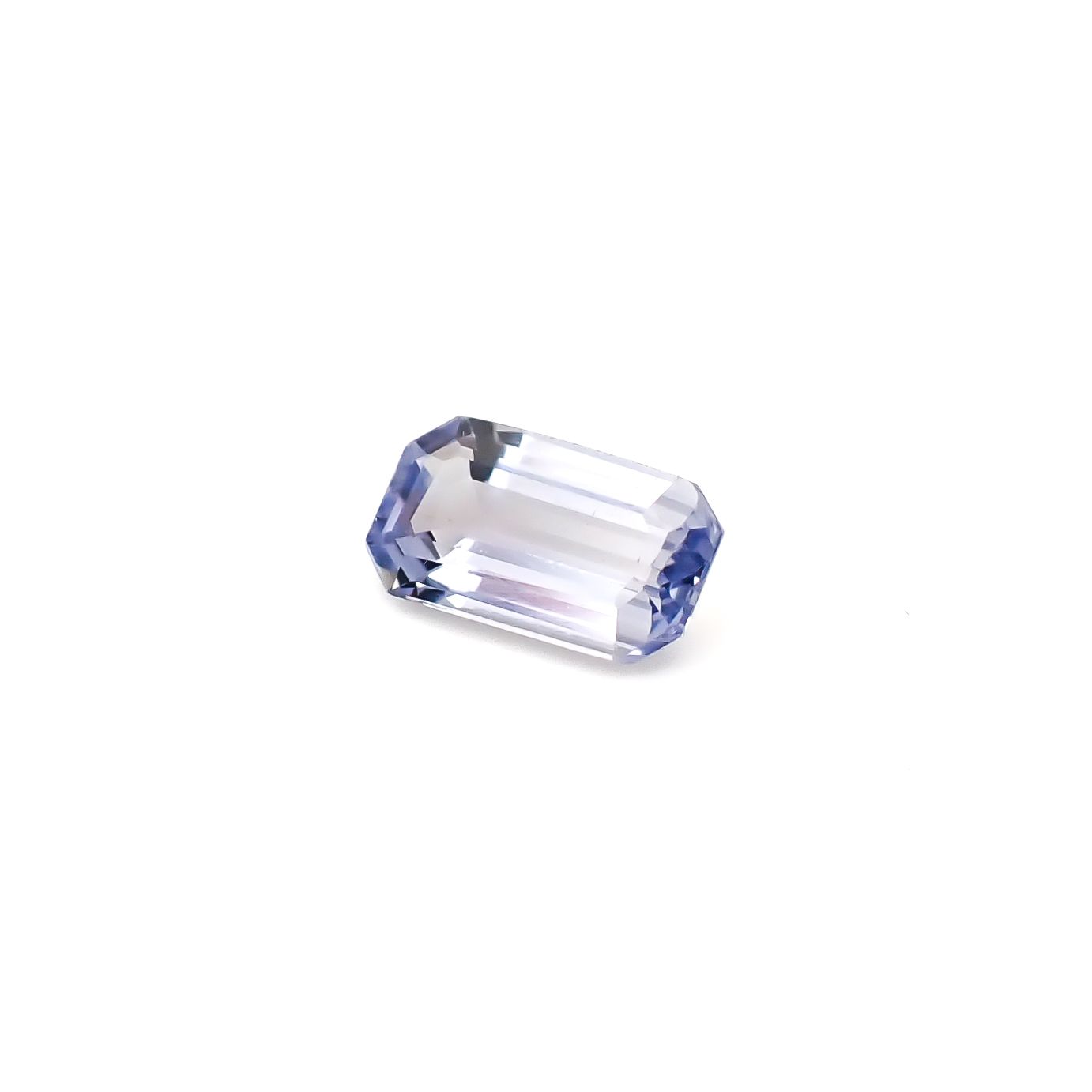 アイスブルーサファイア スリランカ/マダガスカル産 0.86ct / 7.4x4.1mm前後 [260732586]