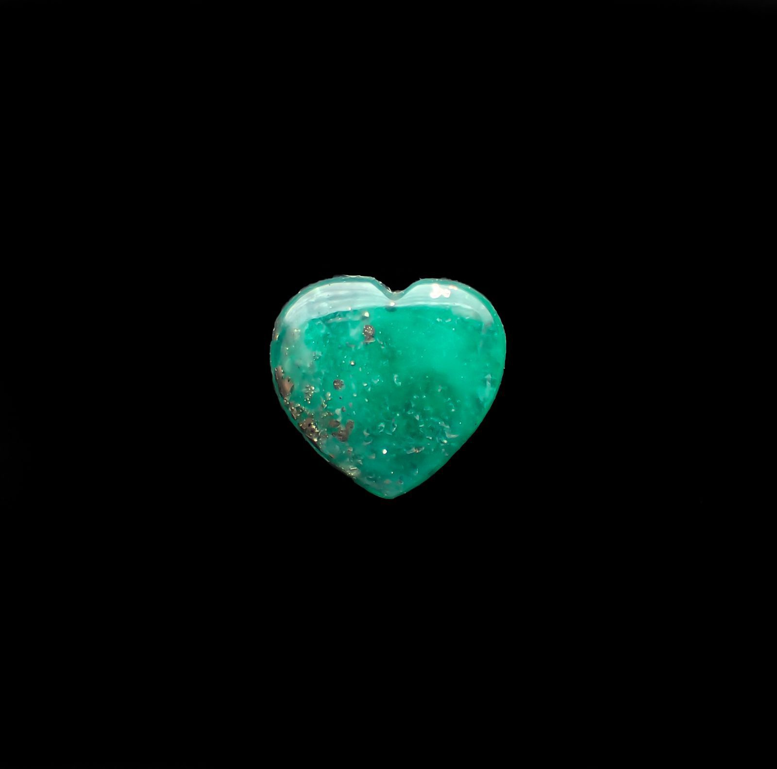 パイライトインエメラルド(宝石名パイライトインエメラルド) コロンビア・チボール鉱山産 1.638ct 彩珠鑑付[250611505]8.3×8.9mm前後