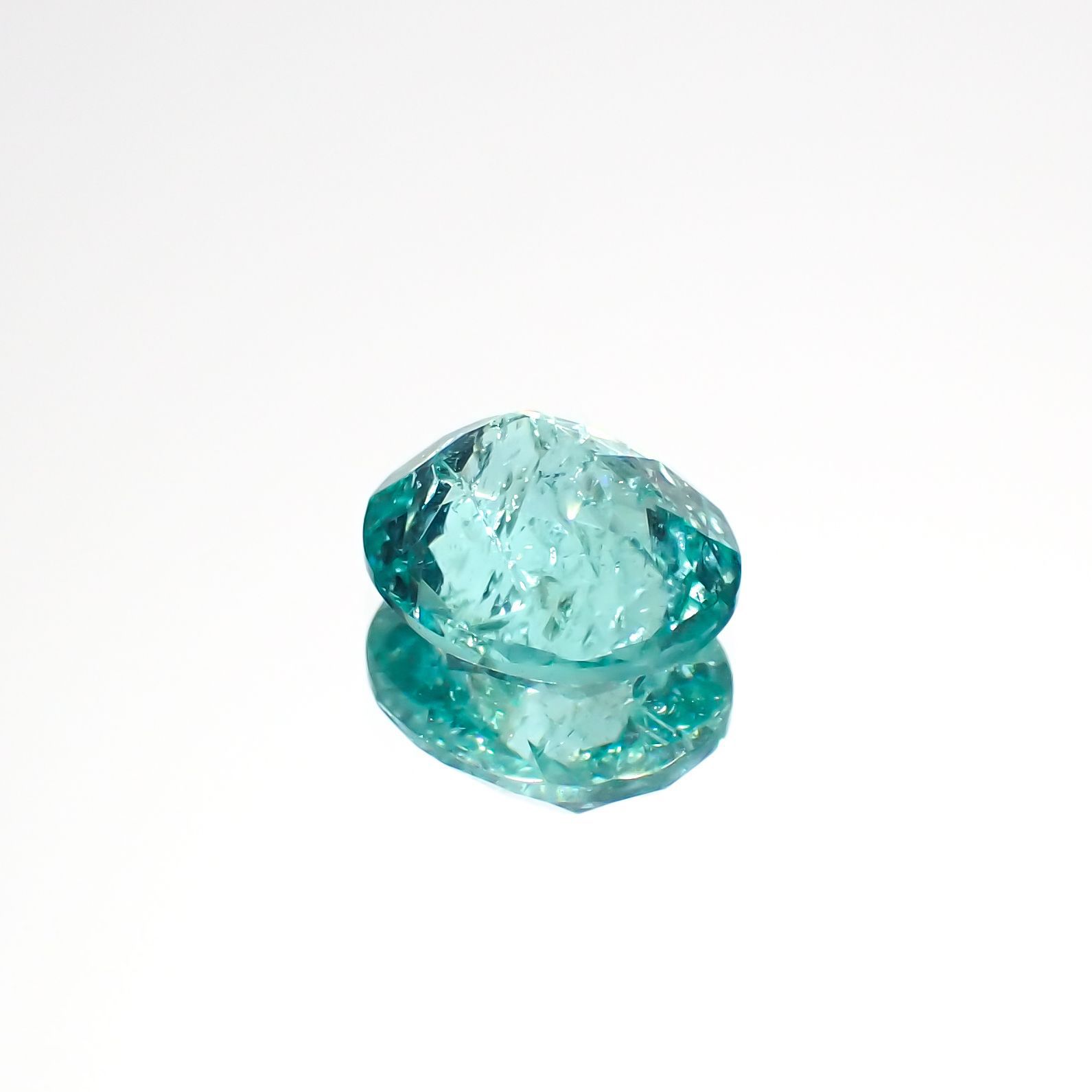 パライバトルマリン モザンビーク産 1.40ct[19111758]7.8×6.8mm前後