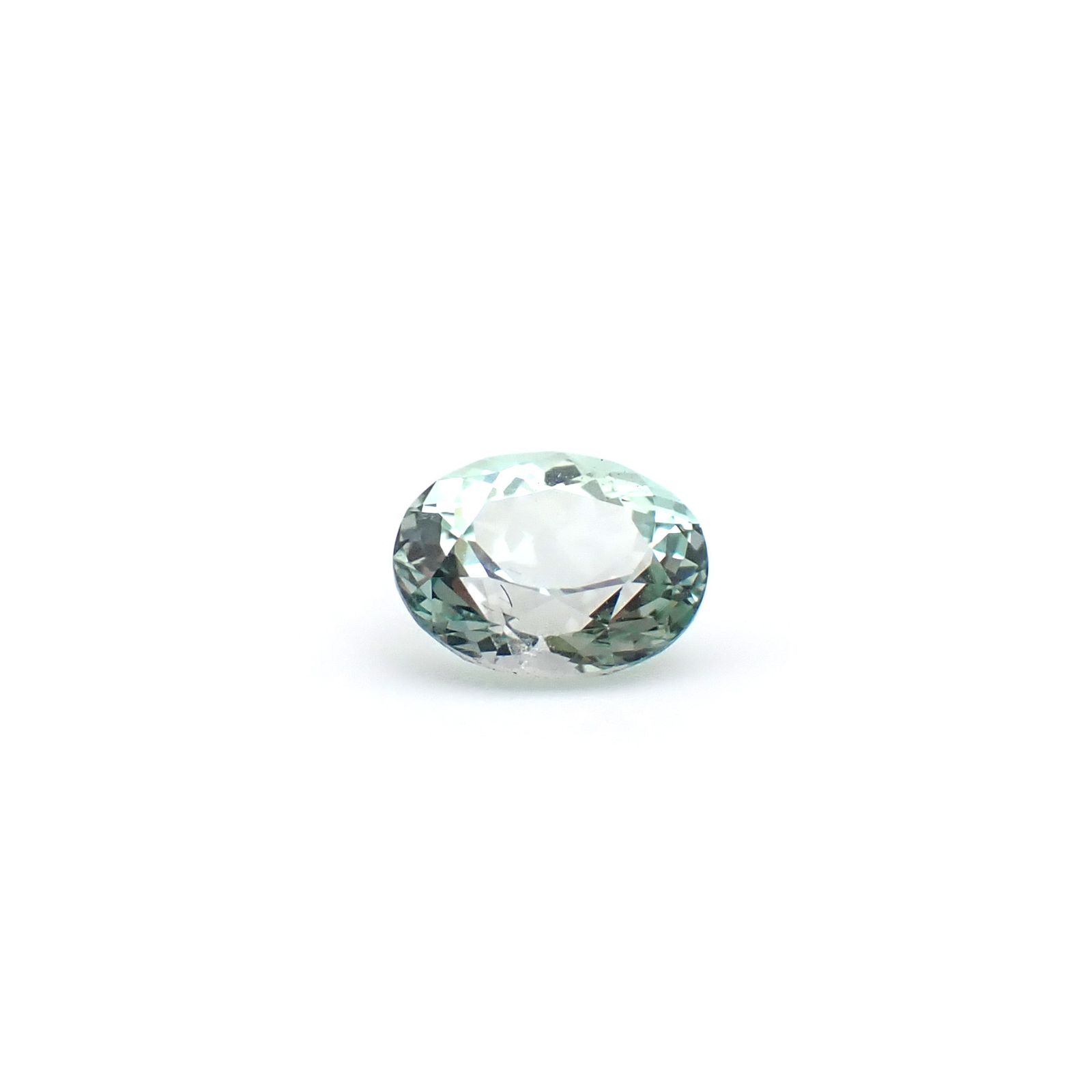バナジウムコーネルピン(宝石名コーネルピン)タンザニア・タンガ州産 識別済 0.91ct / 6.6x5.2mm前後 [260815625]