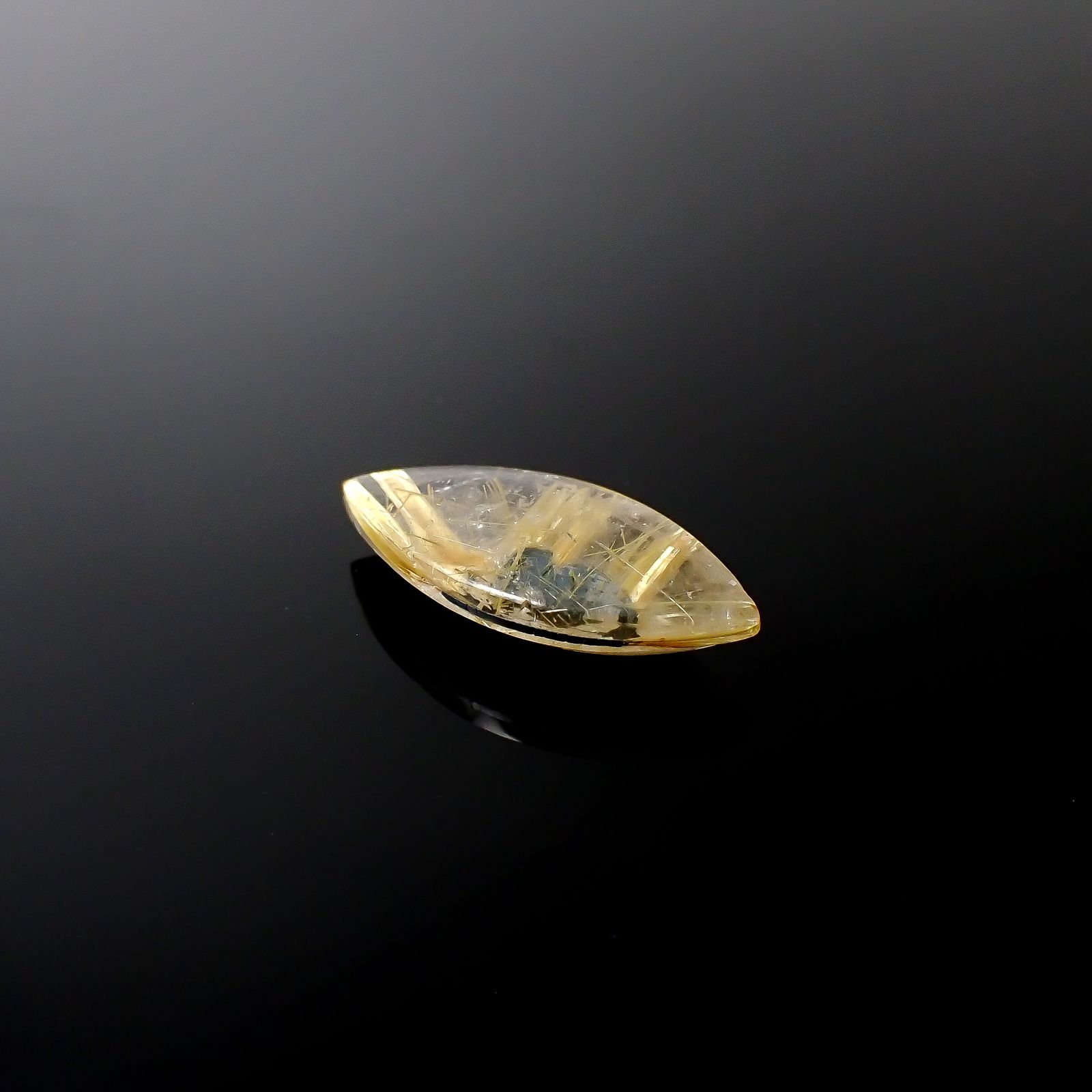 太陽ルチルクォーツ ブラジル産 5.42ct[240427305]20x8.9mm前後