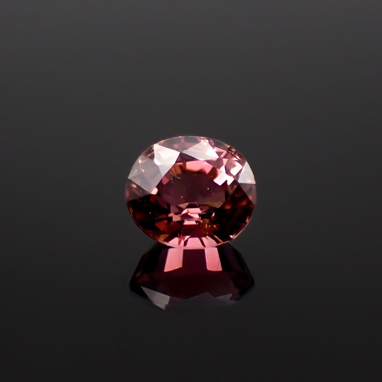 ローズピンクトルマリン(宝石名ピンク・トルマリン)ブラジル/アフリカ産 0.92ct 識別済[230120081]6.1x5.4mm前後