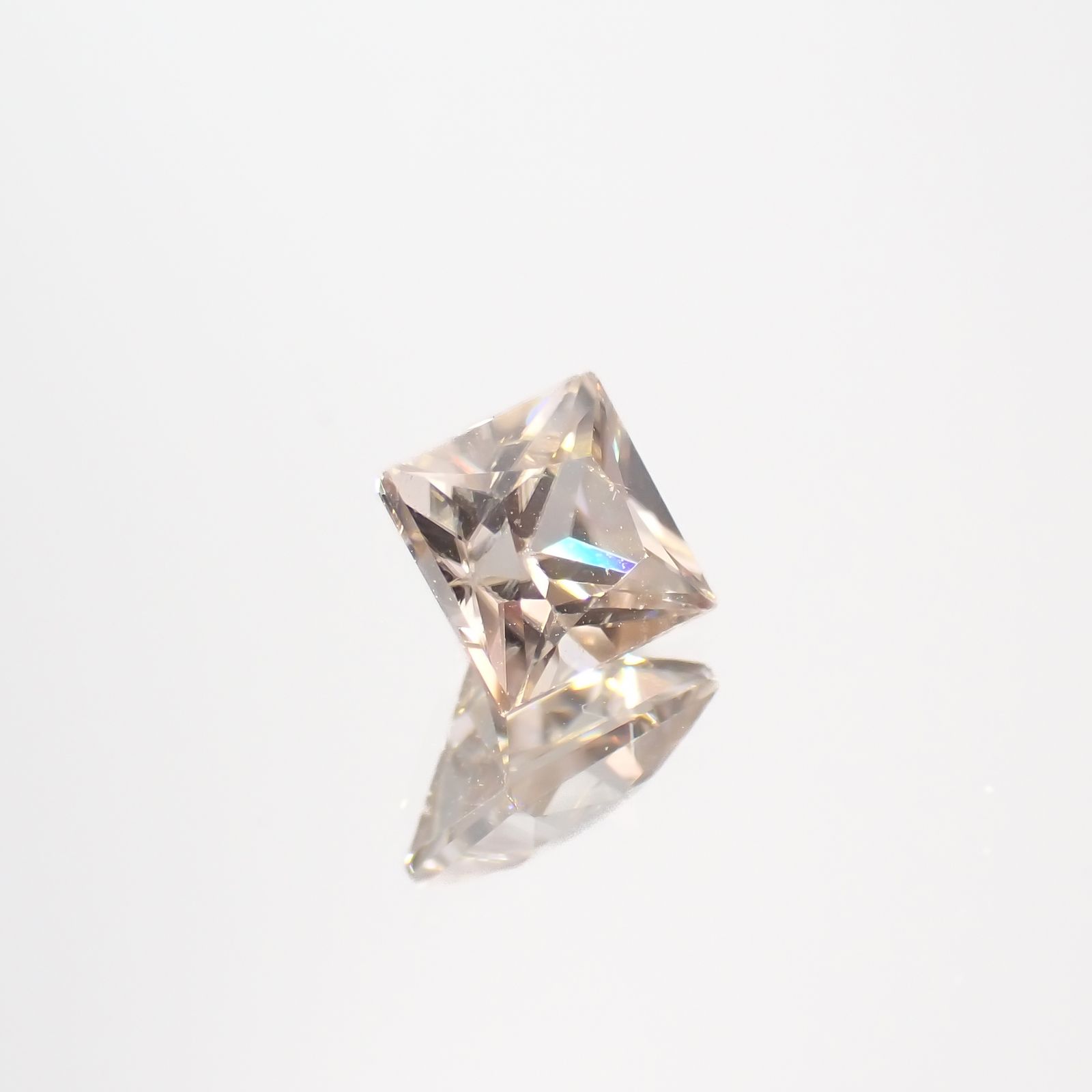◇プリンセスカット◇シャンパンカラージルコン スリランカ/カンボジア産 0.56ct[230421645]4x3.9mm前後