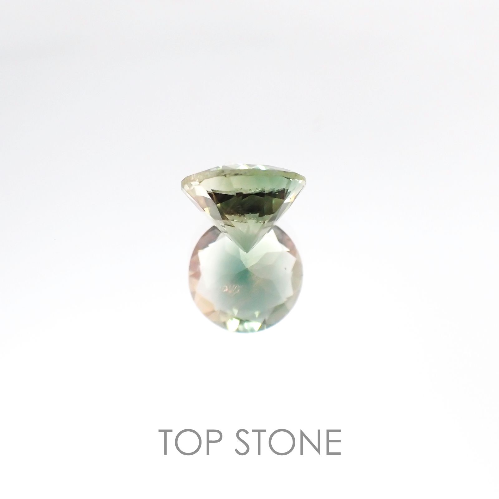 バイカラーオレゴンサンストーン アメリカ産 ルース 1.53ct[20106325]7.8×7.8mm前後