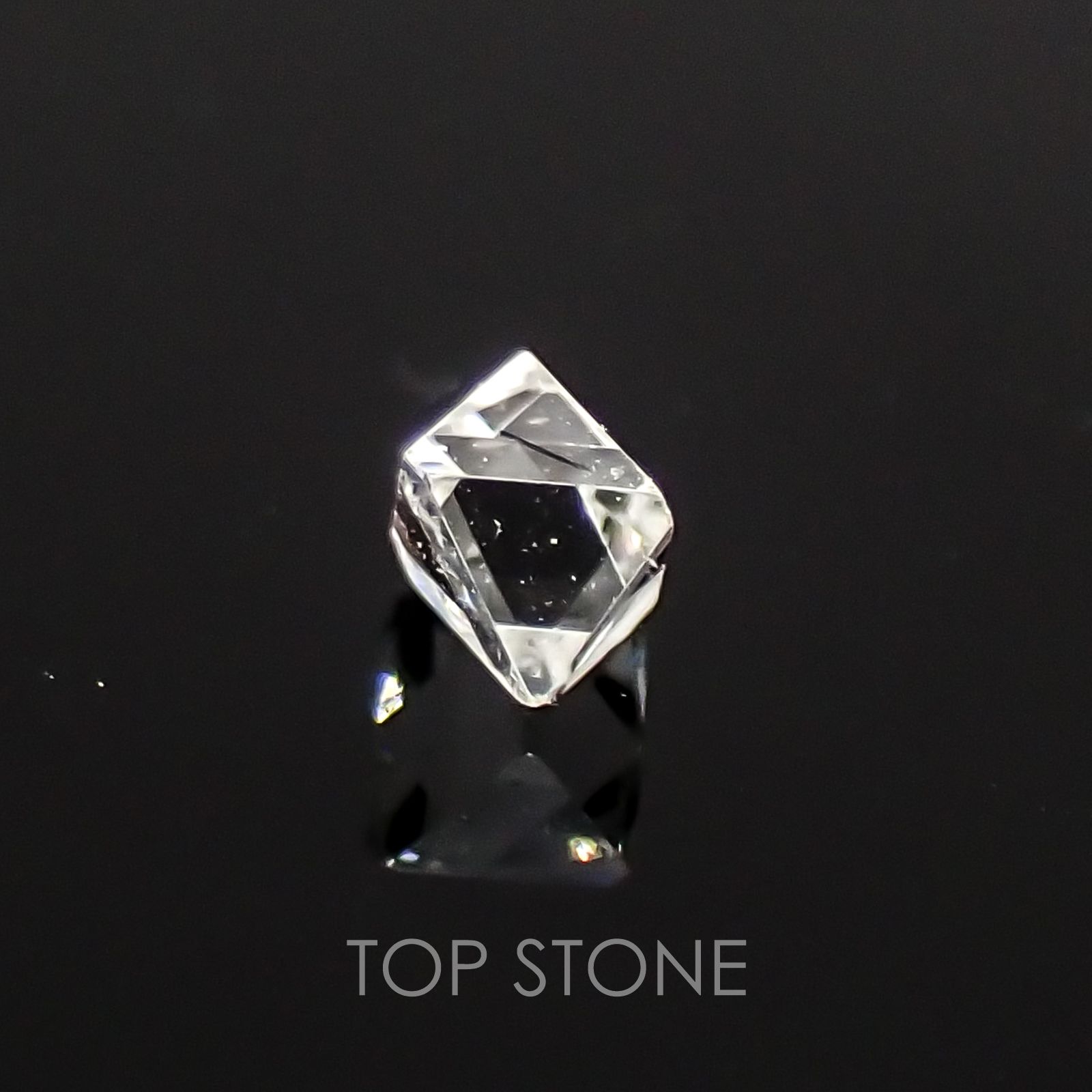 ソーヤブルダイヤモンド 原石 ロシア産 ルース 0.059ct[210310110]2.7×2.3mm前後