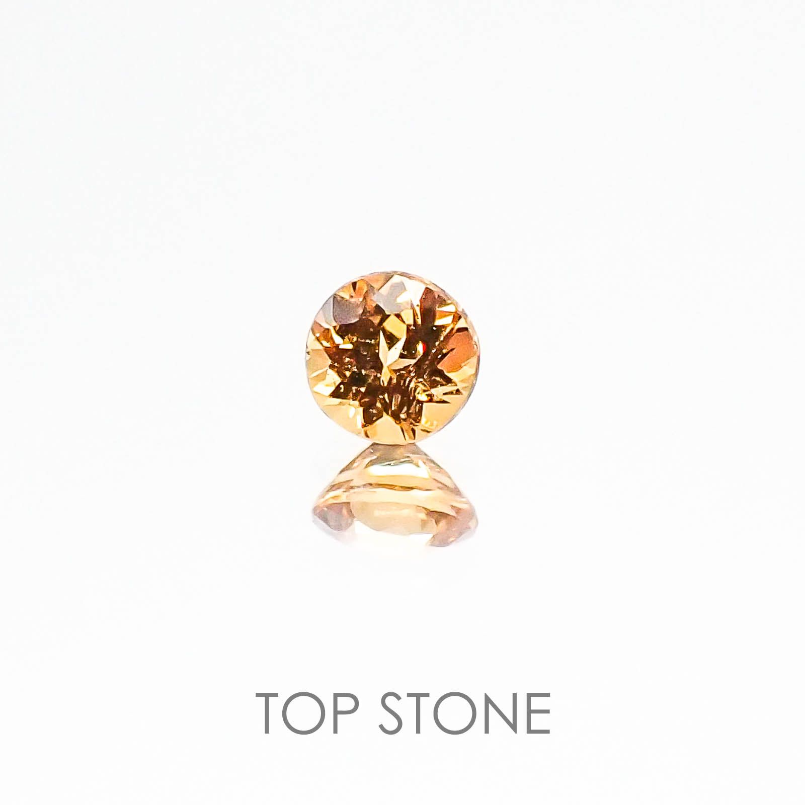 スペサルティンガーネット マンダリンオレンジカラー(宝石名スペサルティン・ガーネット) ケニア産 0.16ct 識別済[20084394]3.2×3.2mm前後