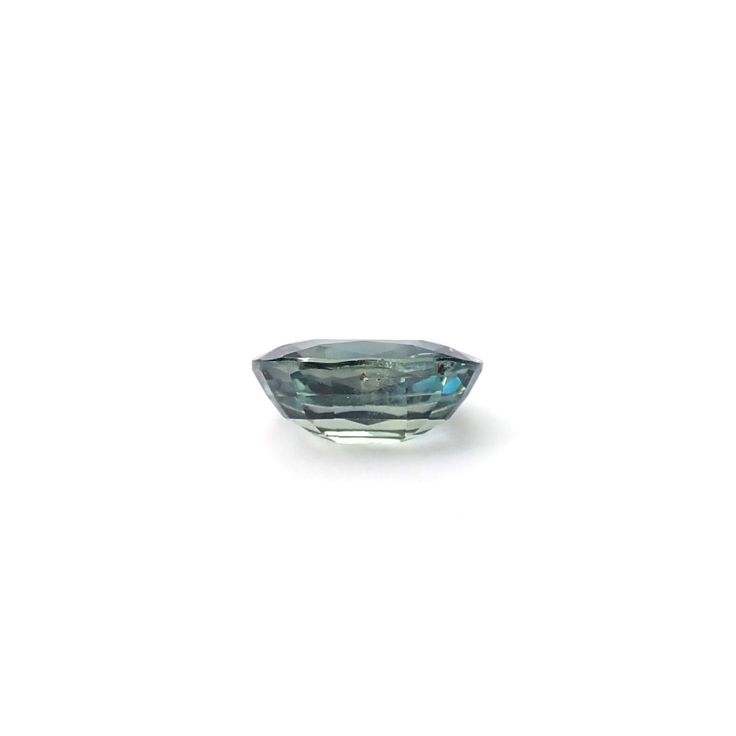 サファイア(宝石名サファイア) マダガスカル/スリランカ産 ソ付(彩珠) 1.617ct / 7.9x6mm前後 [260112479]
