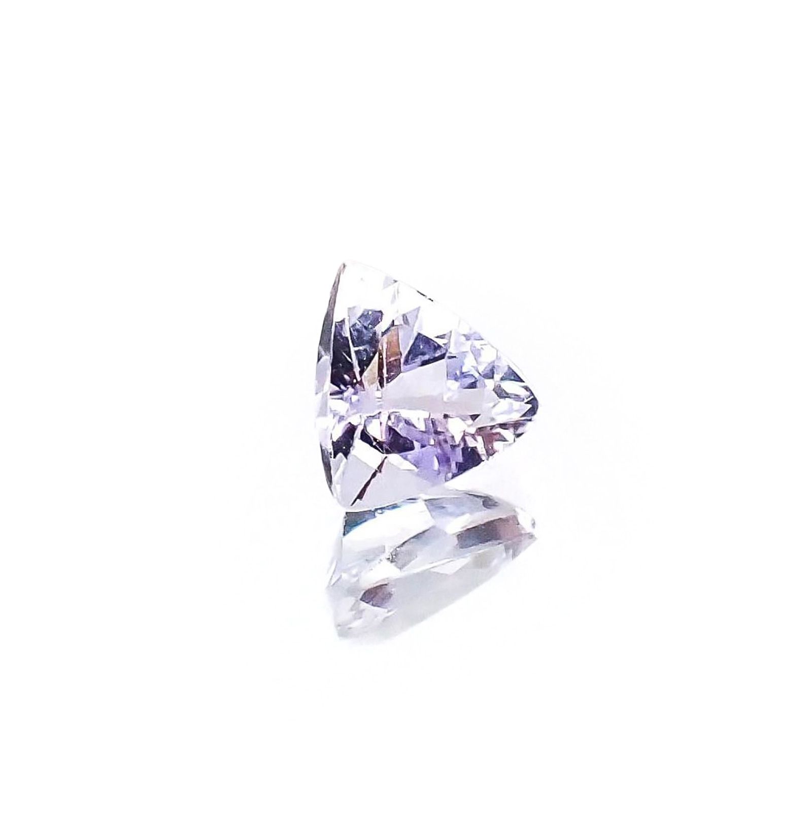 ラベンダーゾイサイト(宝石名ゾイサイト)タンザニア産 識別済 0.47ct / 4.8x5.2mm前後 [230622411]