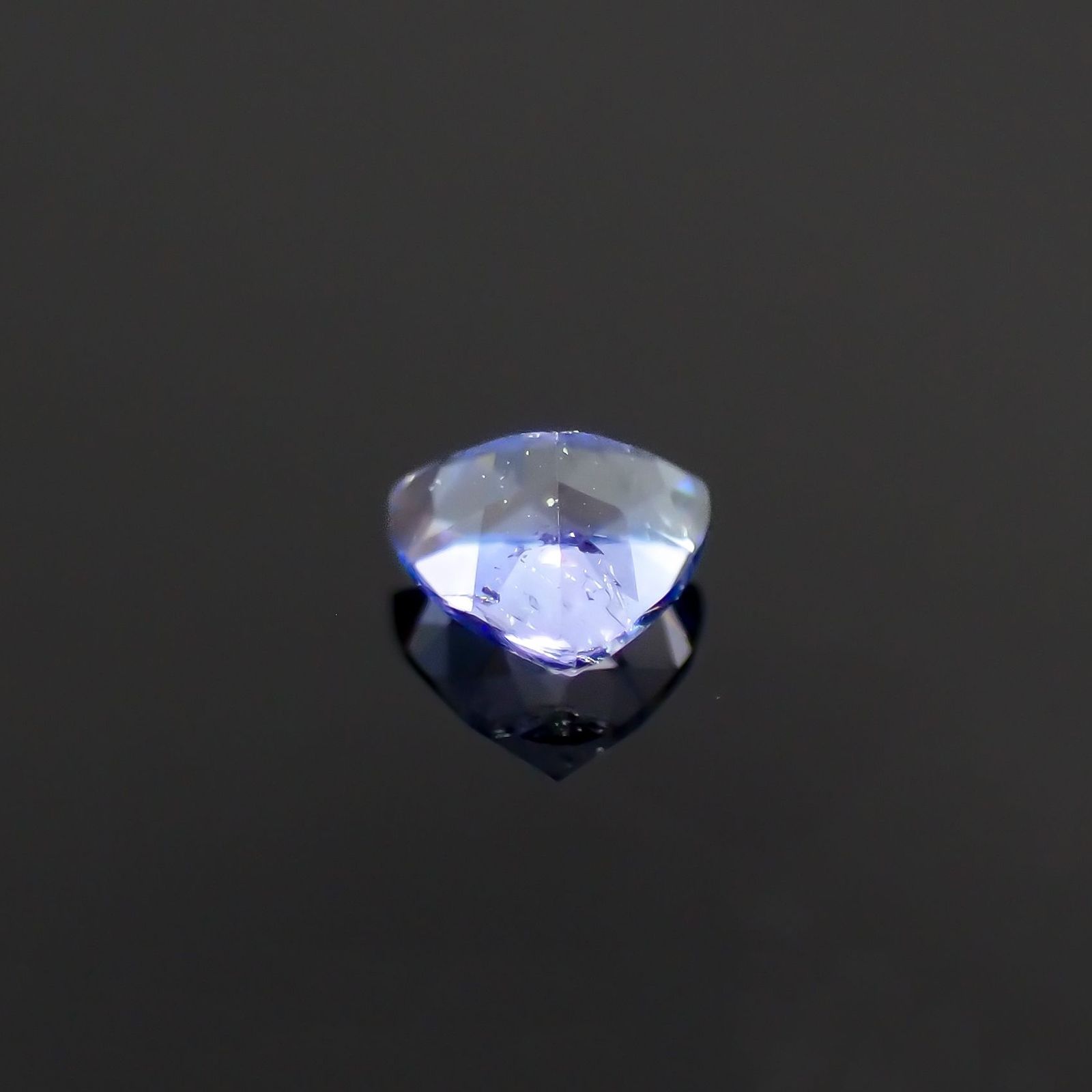 ベニトアイト アメリカ・カリフォルニア州産 0.071ct / 2.4x2.5mm前後 [260523212]
