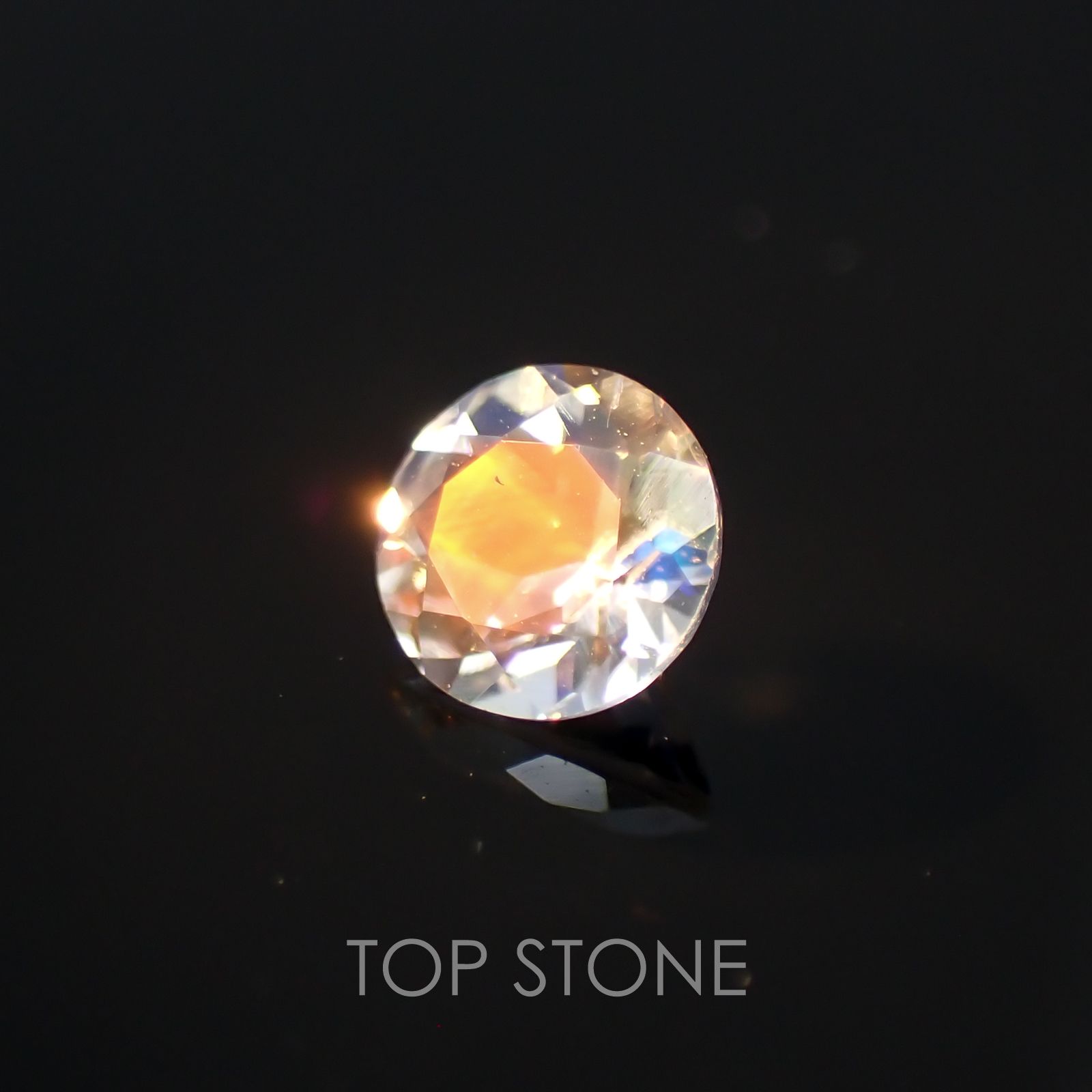レインボームーンストーン(アンデシンラブラドライト) マダガスカル産 ルース 0.23ct[210310264]4×4mm前後
