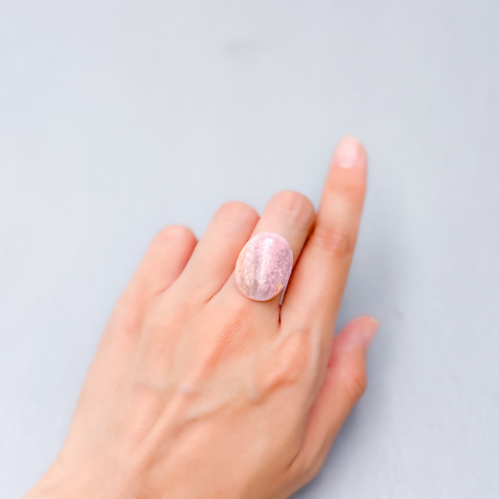 ピンクパッションクォーツ イタリア産 11.90ct [250730628]22x17mm前後