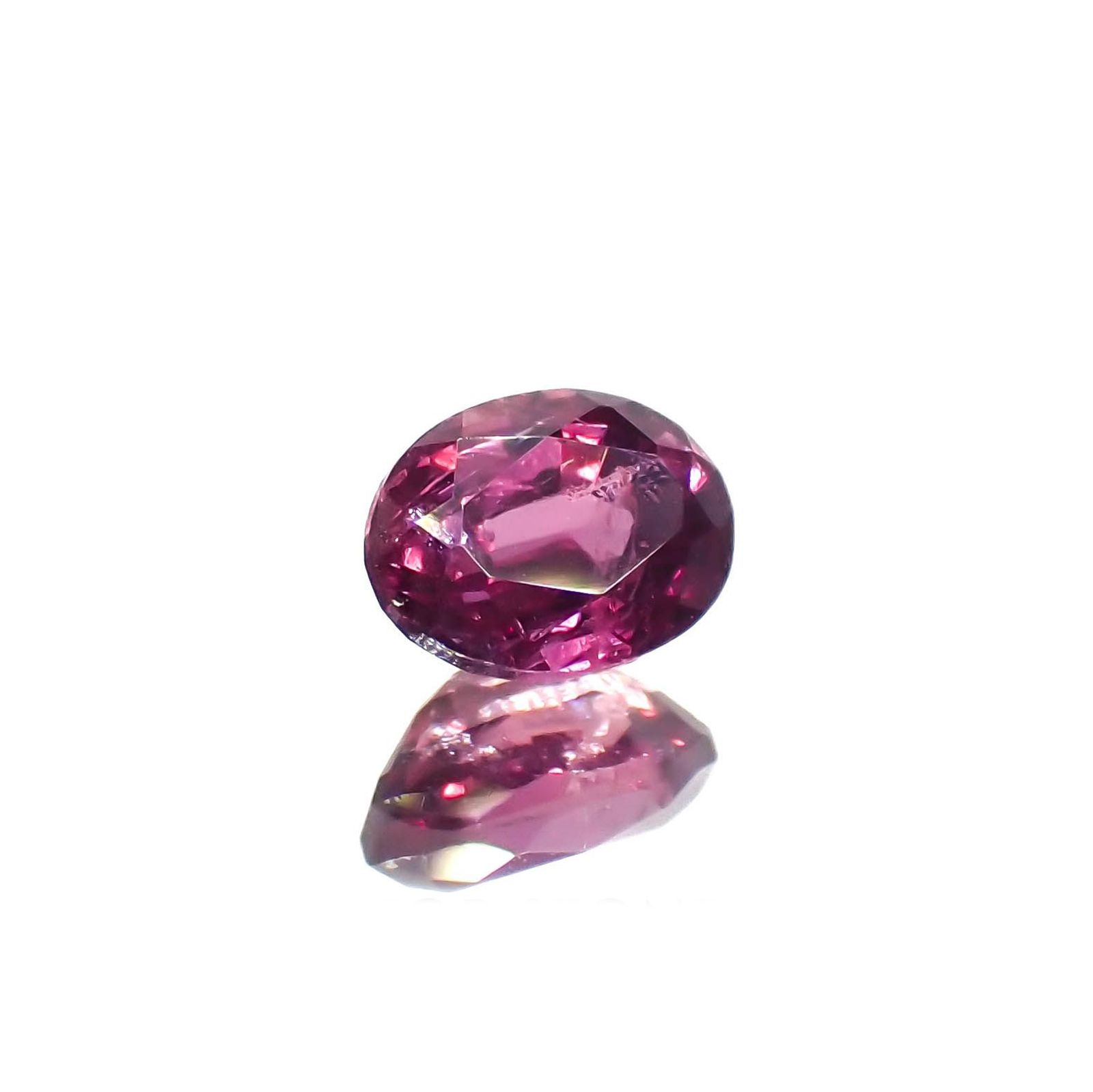 ウィンザーサファイア タンザニア・ウィンザー産 0.50ct [250120007]5.1x3.7mm前後