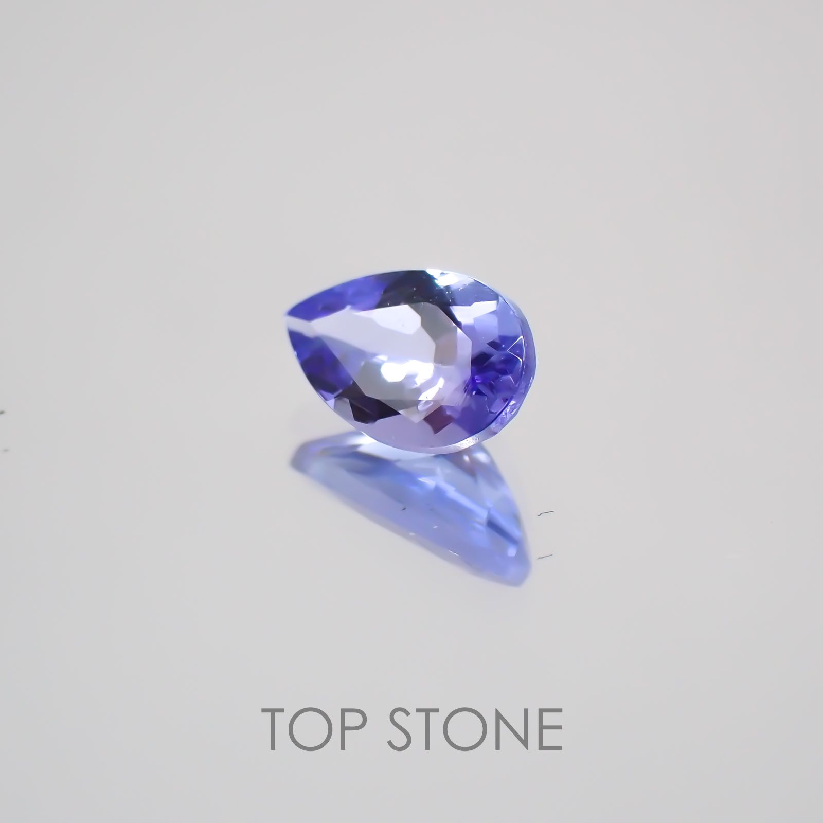 タンザナイト(宝石名タンザナイト) タンザニア産 0.36ct 識別済[210210061]6×3.7mm前後