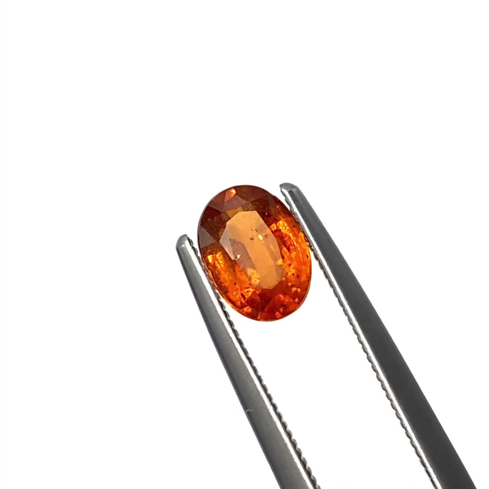 オレンジカイヤナイト ネパール産 0.83ct / 6.8x4.9mm前後 [240326702